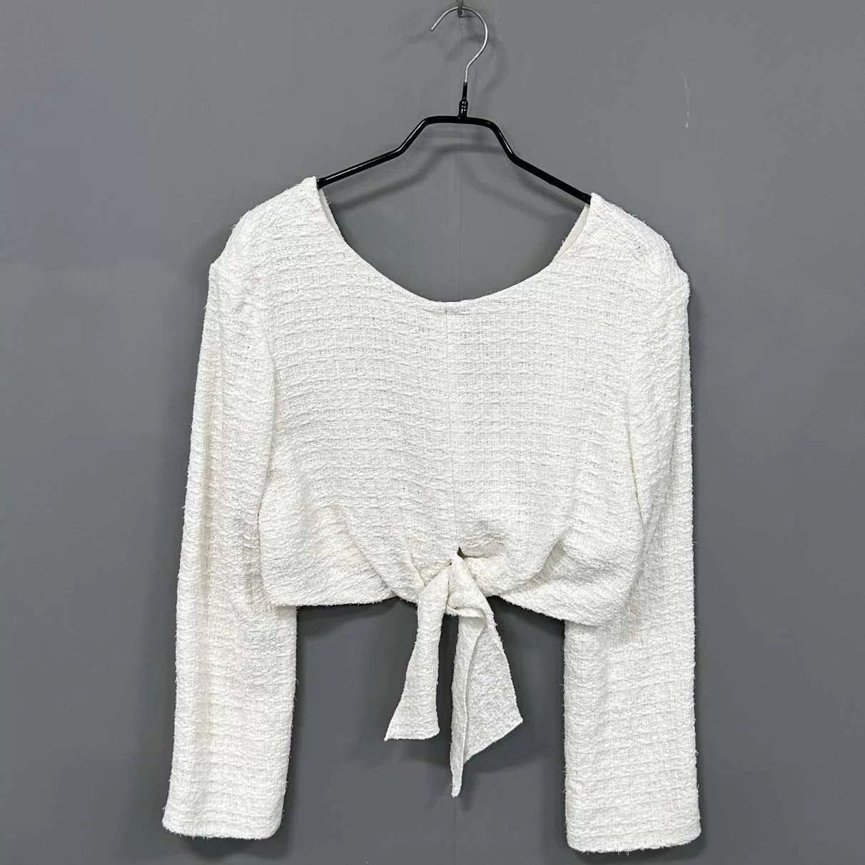 Chanel Chanel 21C White Crystal Buckle Woven Short Tie Jacket 38 Size S / US 4 / IT 40 - 3 Thumbnail