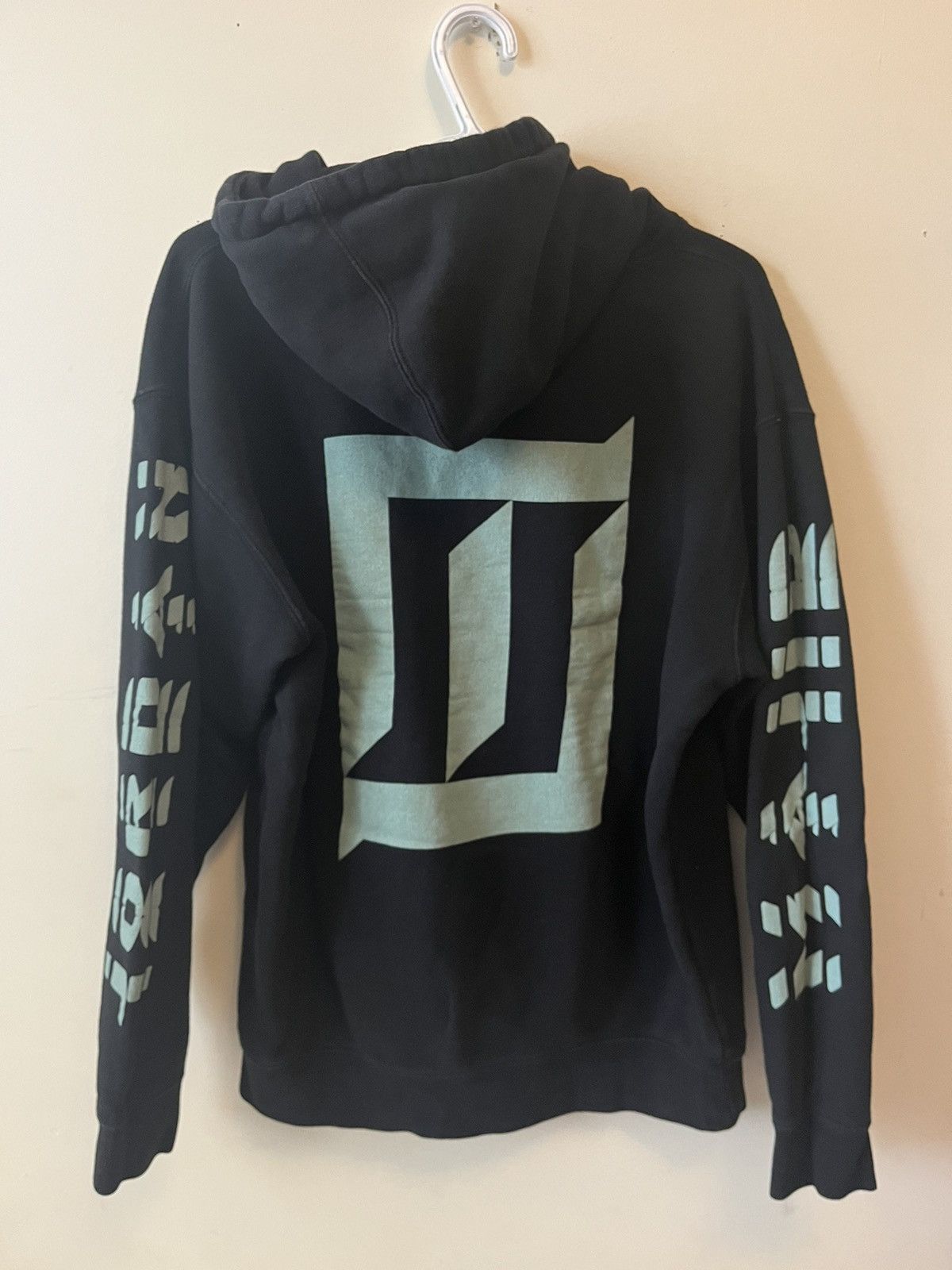 Band Tees 2018 Majid Jordan The Space Between Concert Hoodie Drake OVO Size US M / EU 48-50 / 2 - 1 Thumbnail