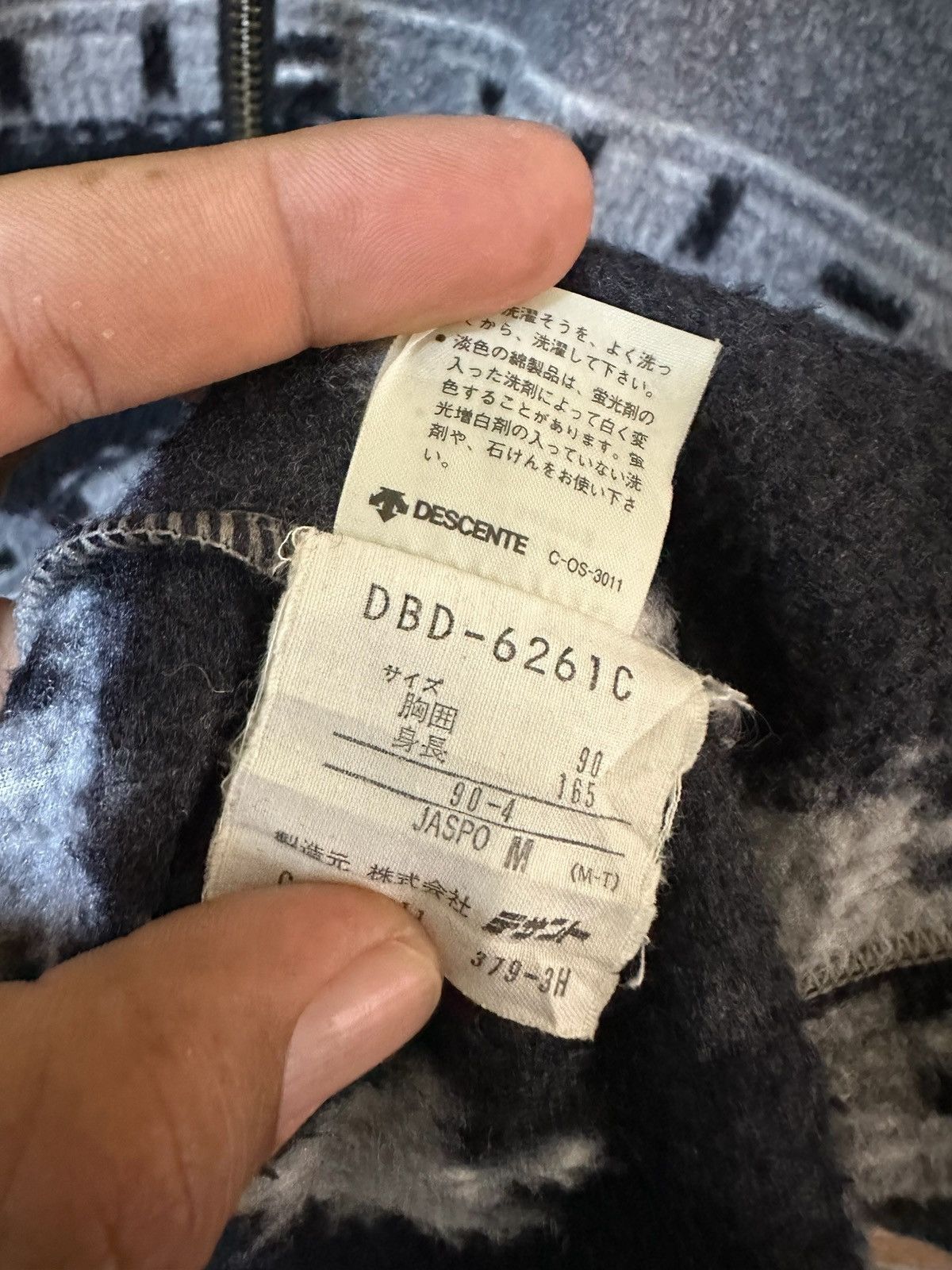 Descente vintage 90s descente navajo half zip fleece Size US L / EU 52-54 / 3 - 7 Thumbnail