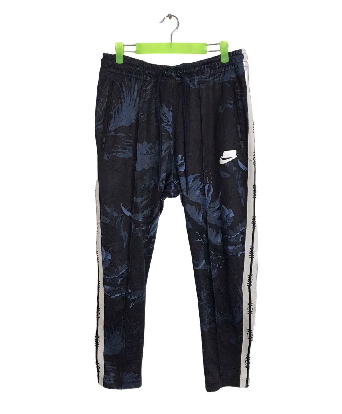 Nike Nike Sportwear Floral Tracksuit Jogger Pant Stretchable Size 30" / US 8 / IT 44 - 1 Thumbnail