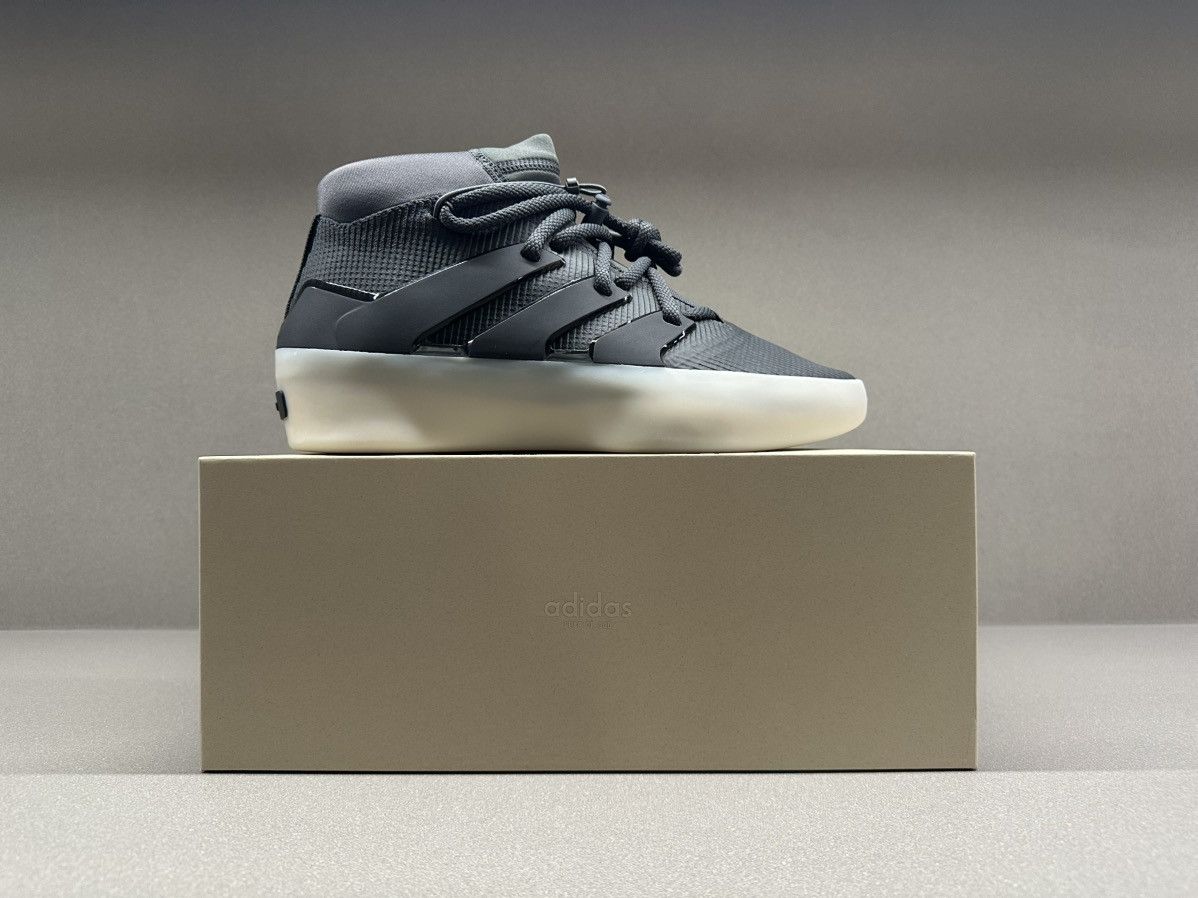 Adidas × Fear of God Adidas Fear of God Athletics 1 Basketball Carbon Size US 9 / EU 42 - 3 Thumbnail