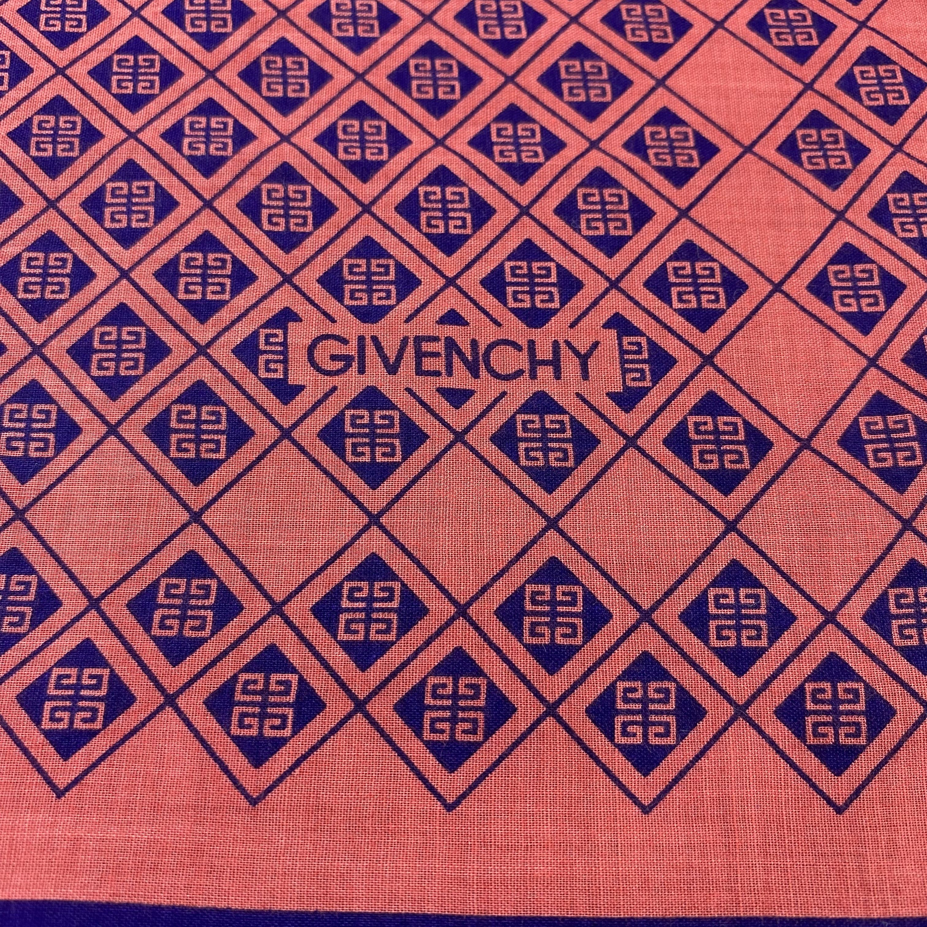 Givenchy Givenchy Handkerchief Neckerchief Bandana-B1811 Size ONE SIZE - 7 Thumbnail