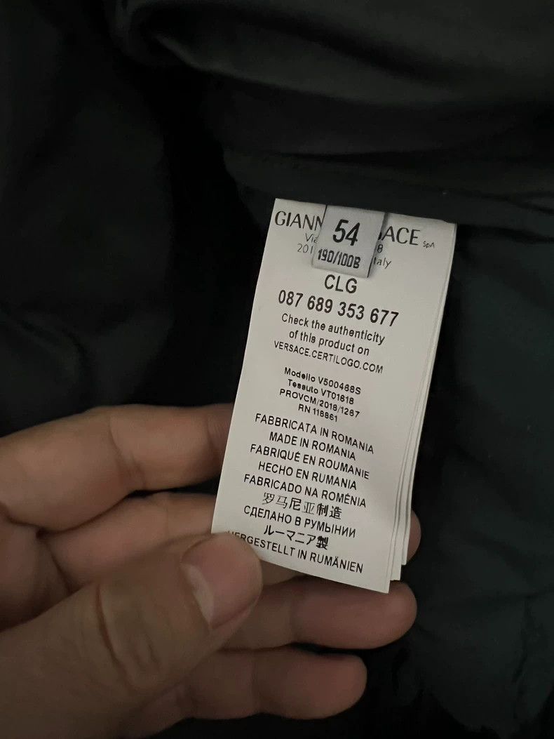 Versace Versace Goose down jacket logo on the chest Size L / US 10 / IT 46 - 7 Thumbnail