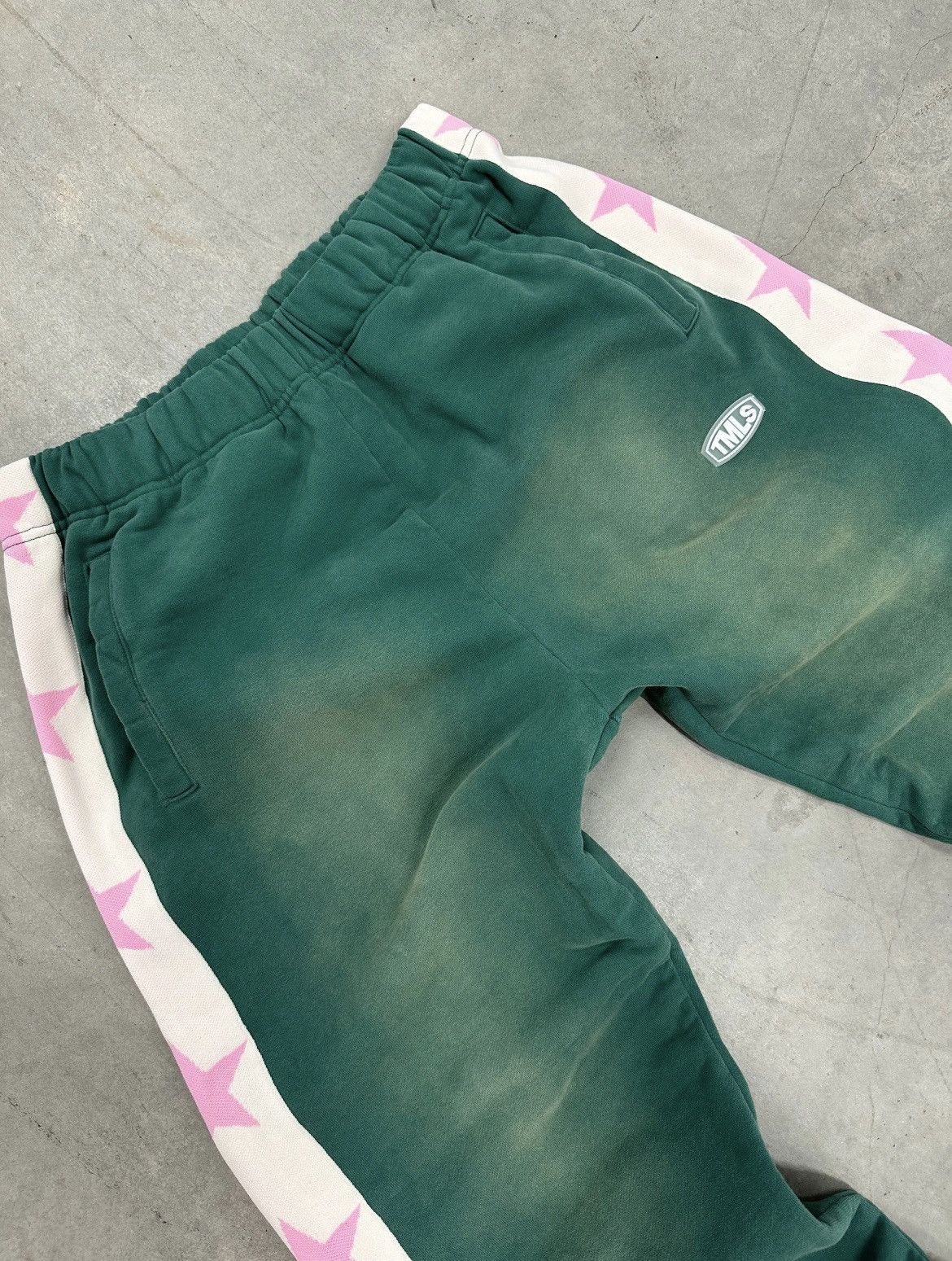 Other Baggy Sweatpants w/ Star Pattern Size US 31 - 3 Thumbnail