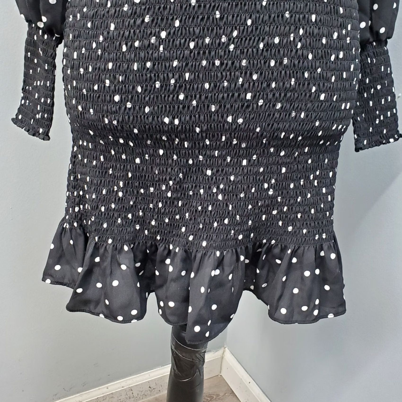 Vintage Row A Mini Dress Womens Small Black White Polka Dot Smocked Square Neck Tie Front Dress Size S / US 4 / IT 40 - 4 Thumbnail