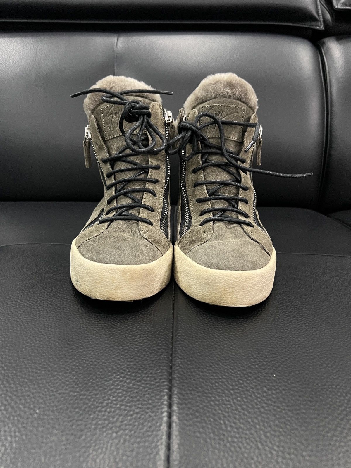 Giuseppe Zanotti Giuseppe Zanotti Shearling High-Top Sneakers Size US 7 / IT 37 - 3 Thumbnail