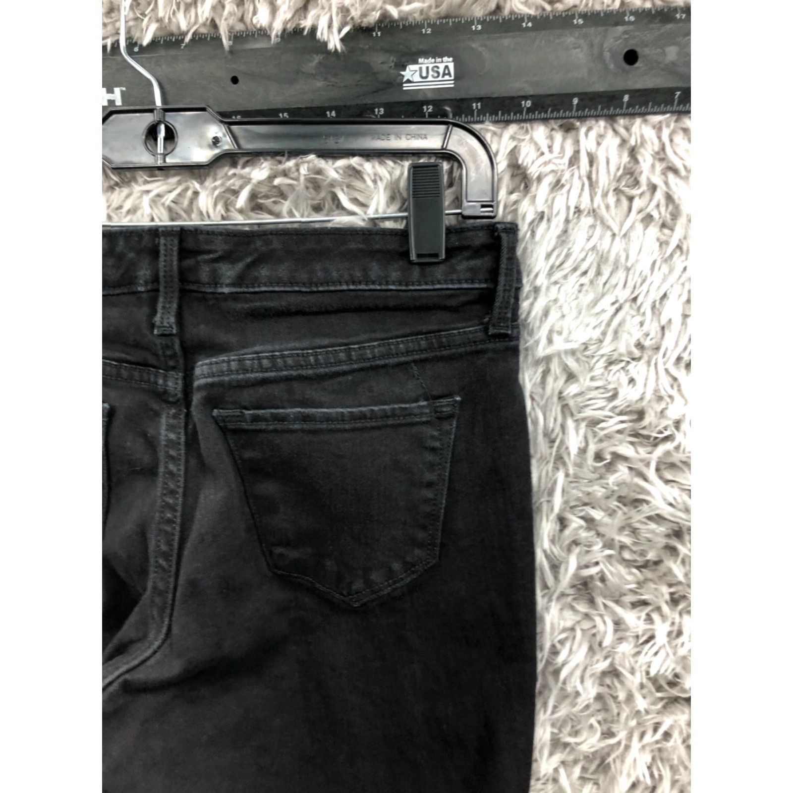 Mossimo Mossimo Jeans - Size 4 Womens Skinny Dark Wash Black Denim Mid Rise 28in Inseam 5-Pocket Design Cotton Zip Button Closures Mens? Size 27" / US 4 / IT 40 - 6 Thumbnail