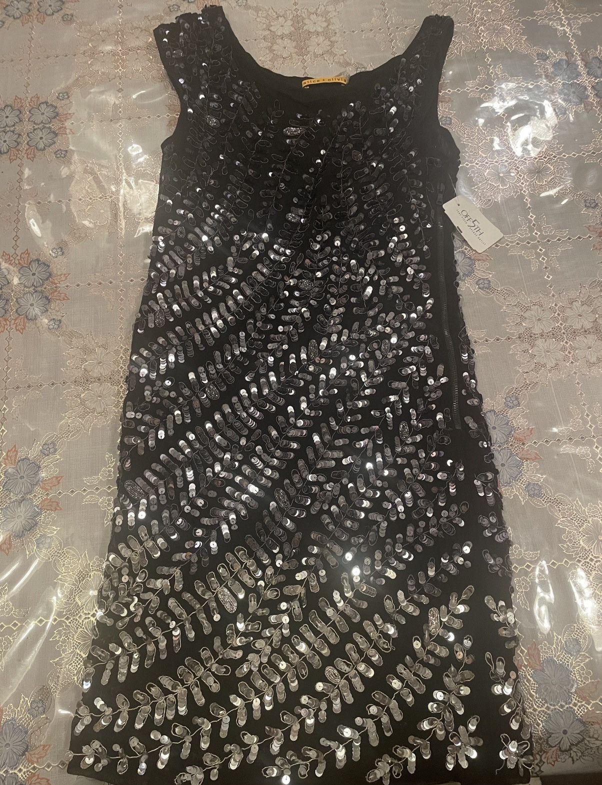 Alice + Olivia Alice + Olivia Black and Silver Sequin Dress Size S / US 4 / IT 40 - 1 Thumbnail