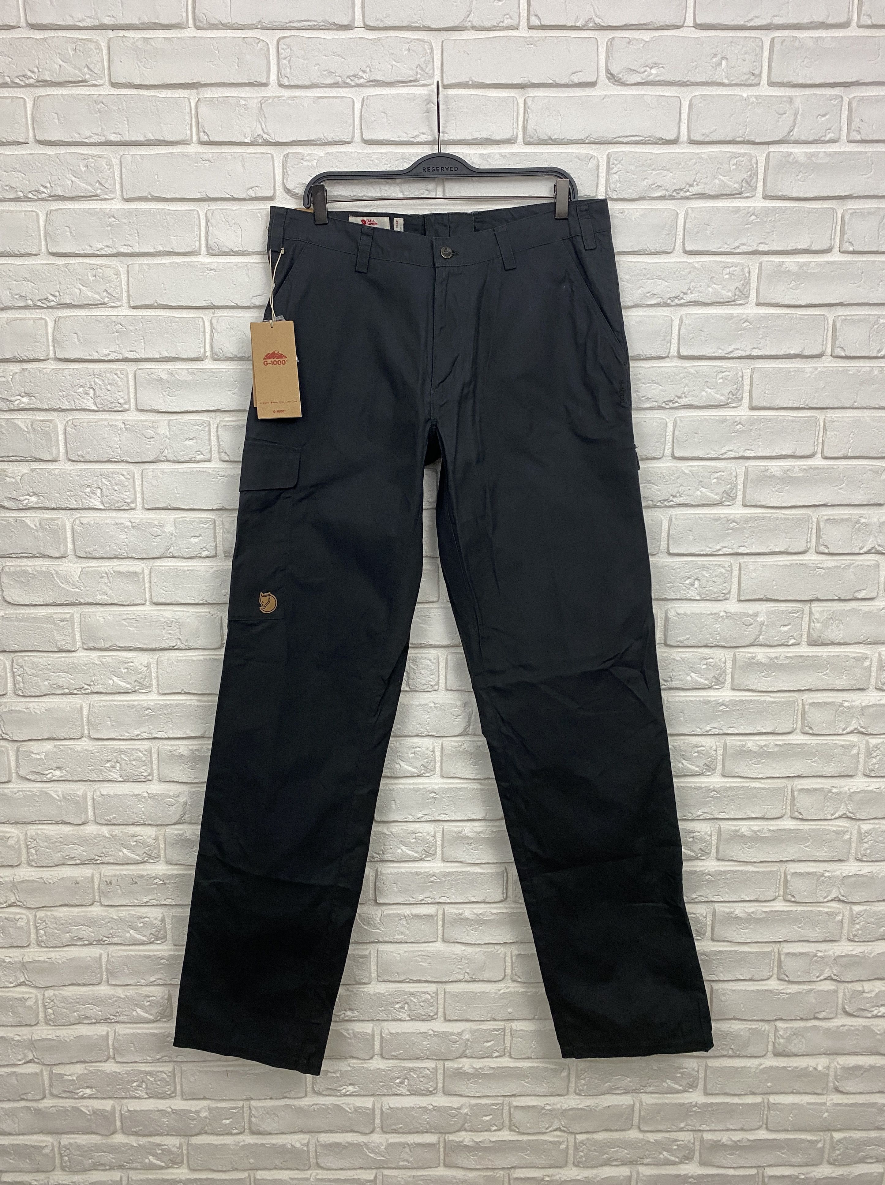 image of Fjallraven Övik Trousers Cargo Pants G1000 Eu 52 Us 36 in Dark Gray, Men's