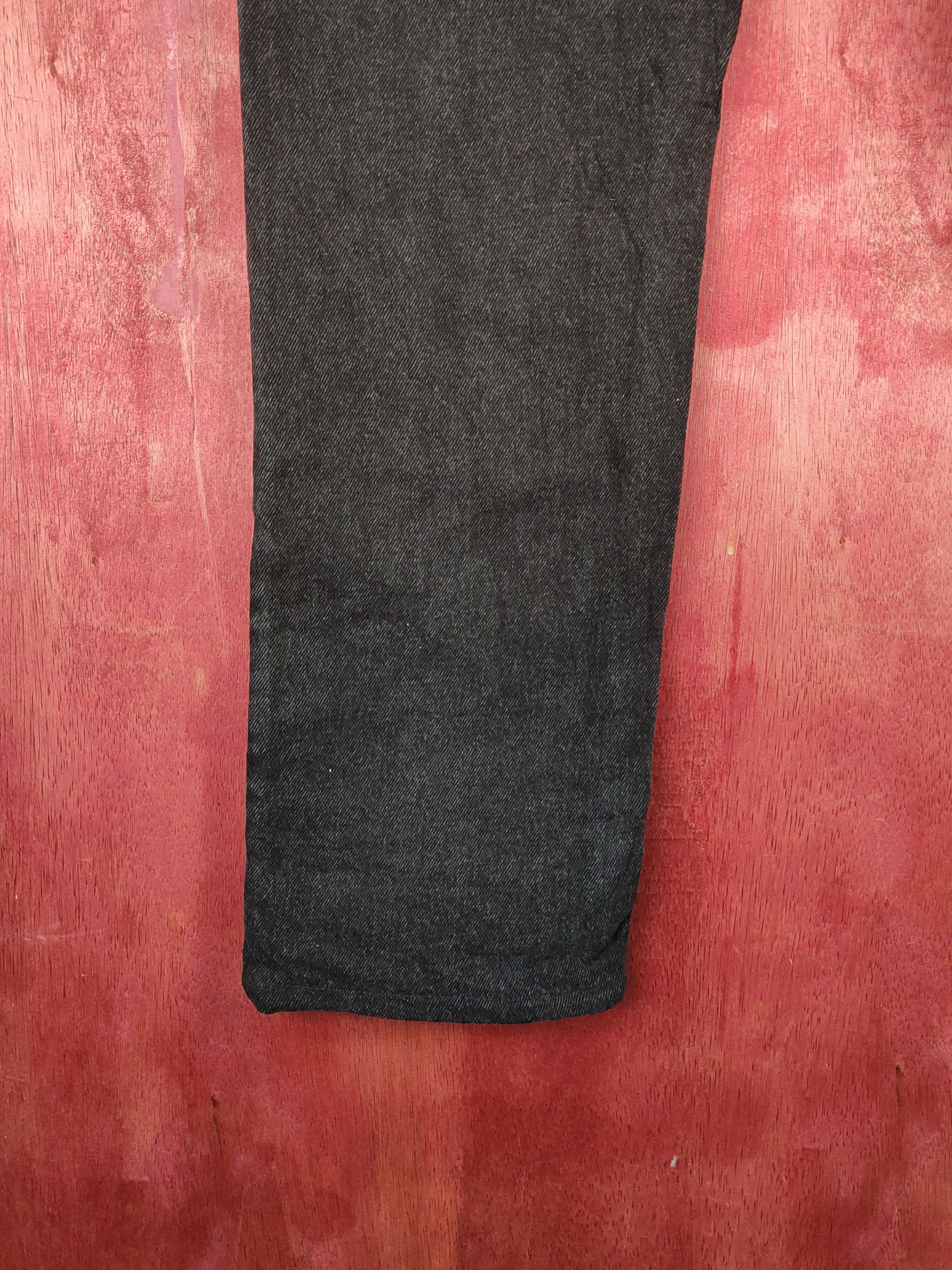 Japanese Brand Zara Black Distressed Ripped denim Jeans #S1659 Size US 31 - 12 Thumbnail