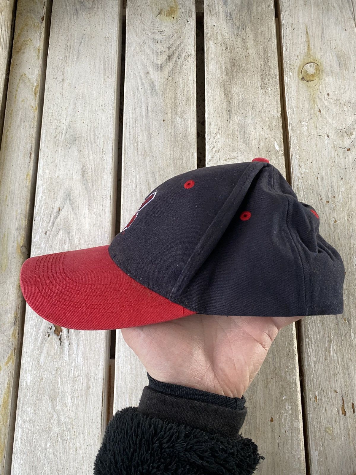 MLB × Vintage Vintage Faded Cleveland Indians American League Champ Cap Size ONE SIZE - 3 Thumbnail