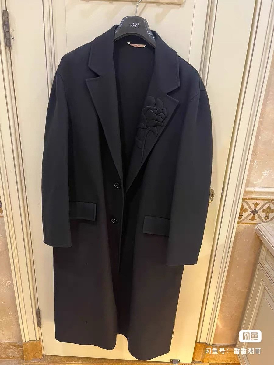 Valentino flower embroidery loose fit coat size50 Size US M / EU 48-50 / 2 - 9 Thumbnail