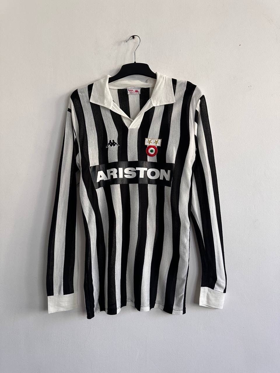 Kappa Kappa Juventus 1983/84 Home Jersey Football Shirt #9 Ariston Size US L / EU 52-54 / 3 - 4 Thumbnail