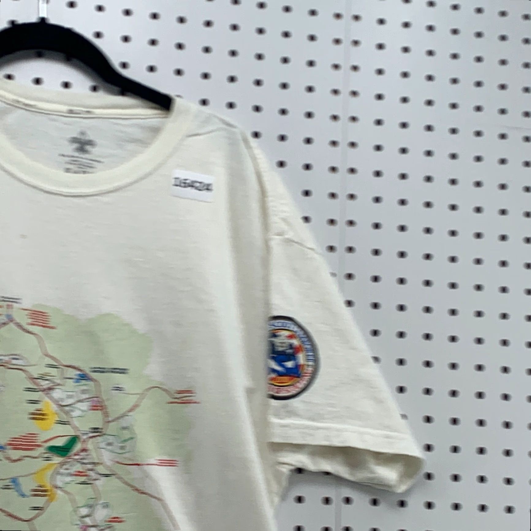 Vintage VINTAGE Boy Scout OF America Shirt Mens Large Map Graphic White Short Sleeve BSA TEE Size US L / EU 52-54 / 3 - 7 Thumbnail
