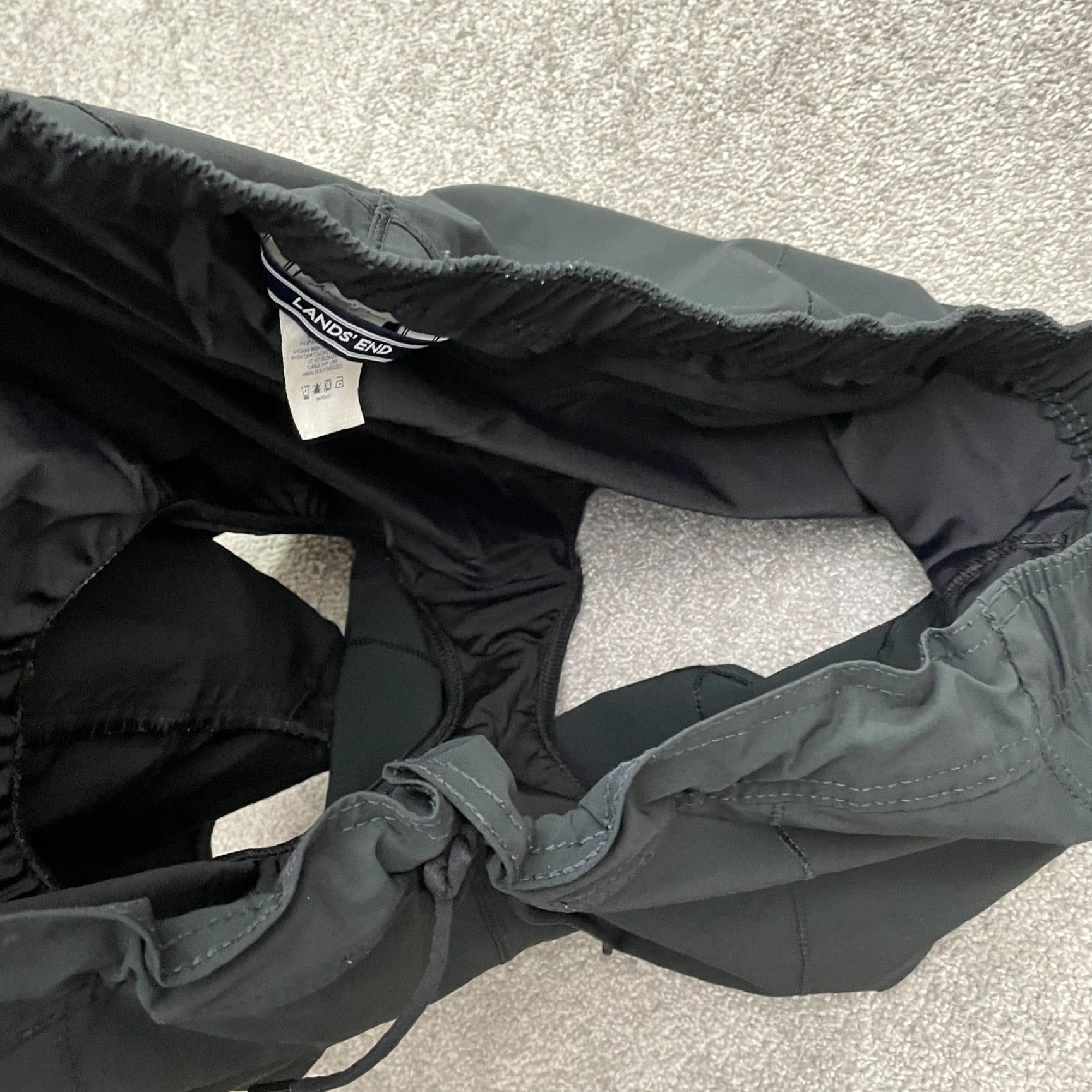 Lands' End VINTAGE Lands' End Active Shorts Womens 24W Black Elastic Waist Drawstring Athletic 42x4 Size 42" / US 20 - 4 Thumbnail