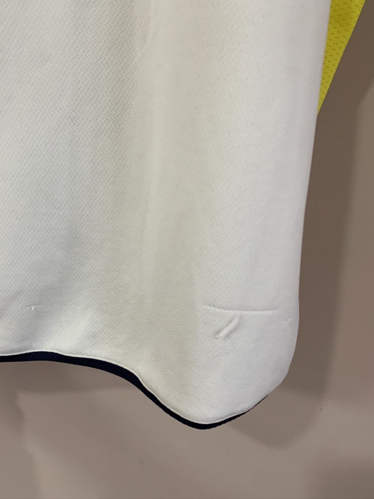Vintage Tottenham Hotspur 2009 2010 puma home soccer jersey Size US M / EU 48-50 / 2 - 12 Thumbnail