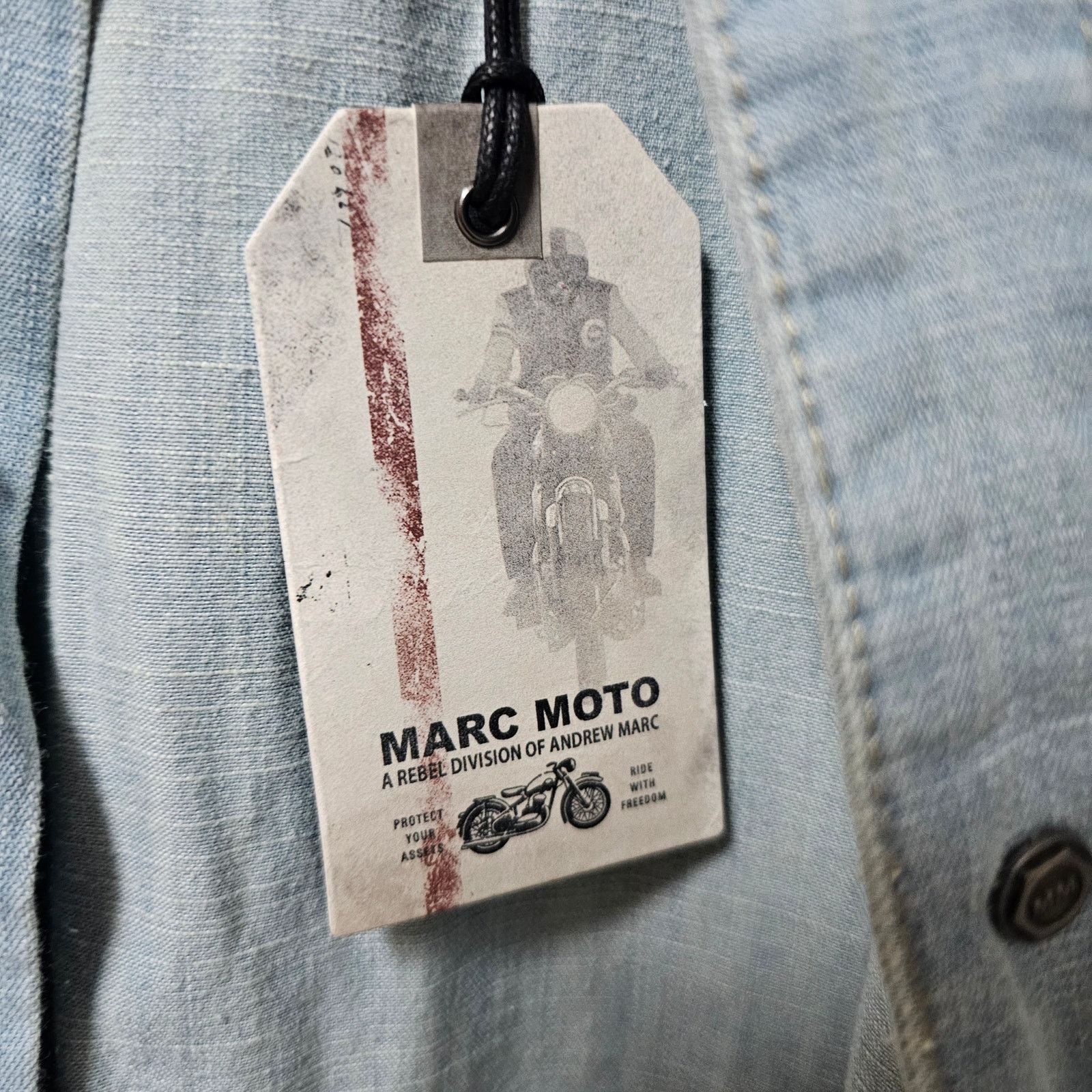 Andrew Marc NWT Men's Marc Moto Snap Front Denim Shirt Size XL Size US XL / EU 56 / 4 - 4 Thumbnail