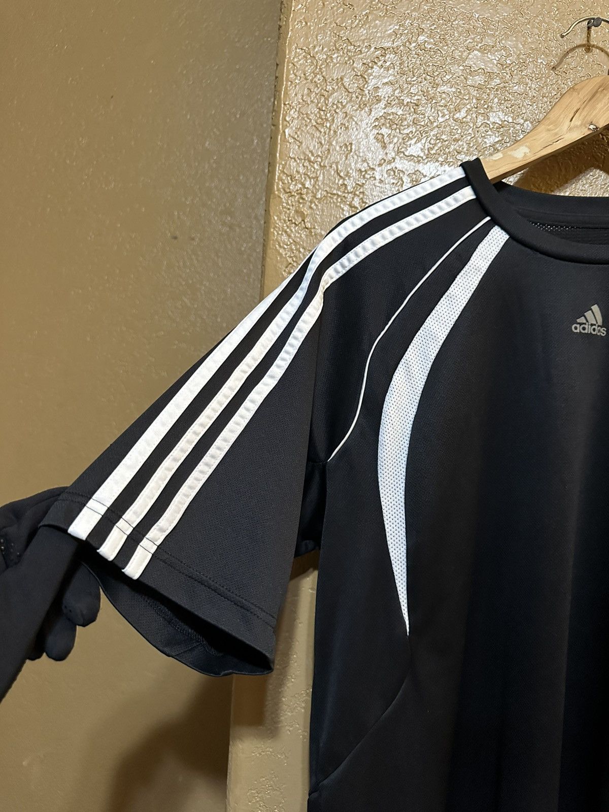 Adidas Y2K Adidas athletic tee large Size US L / EU 52-54 / 3 - 2 Thumbnail