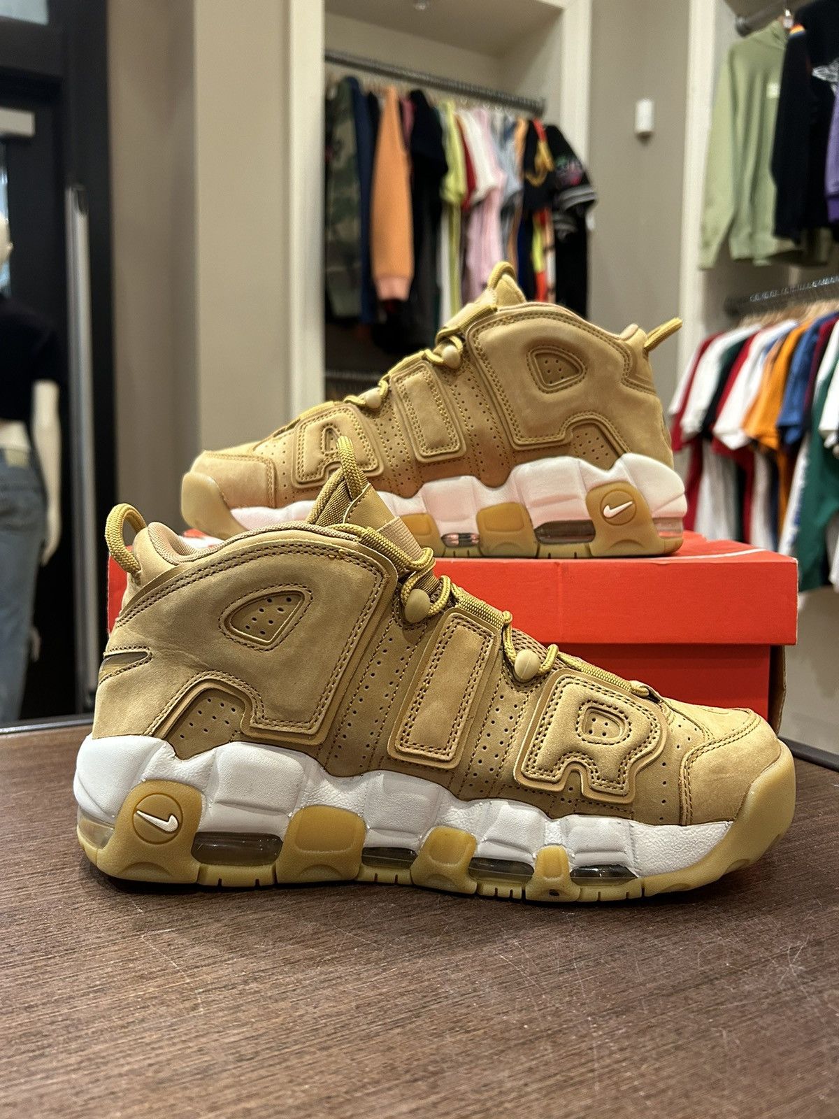Nike Nike Air Max More Uptempo Flax Size US 8.5 / EU 41-42 - 2 Thumbnail