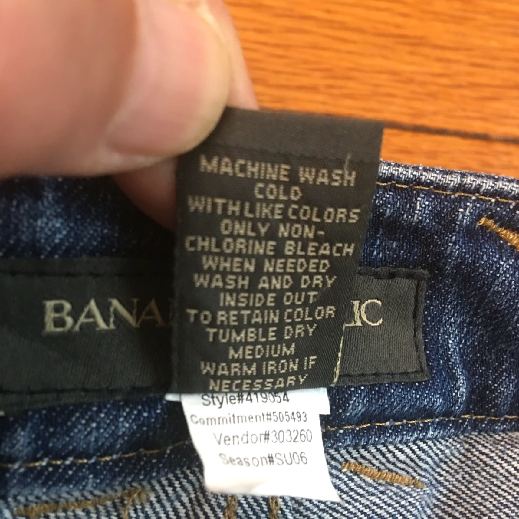 Banana Republic Banana Republic Women's Blue Denim Skimmer Capri Shorts Size 4, Regular Fit, Button Fly Size 27" / US 4 / IT 40 - 6 Thumbnail