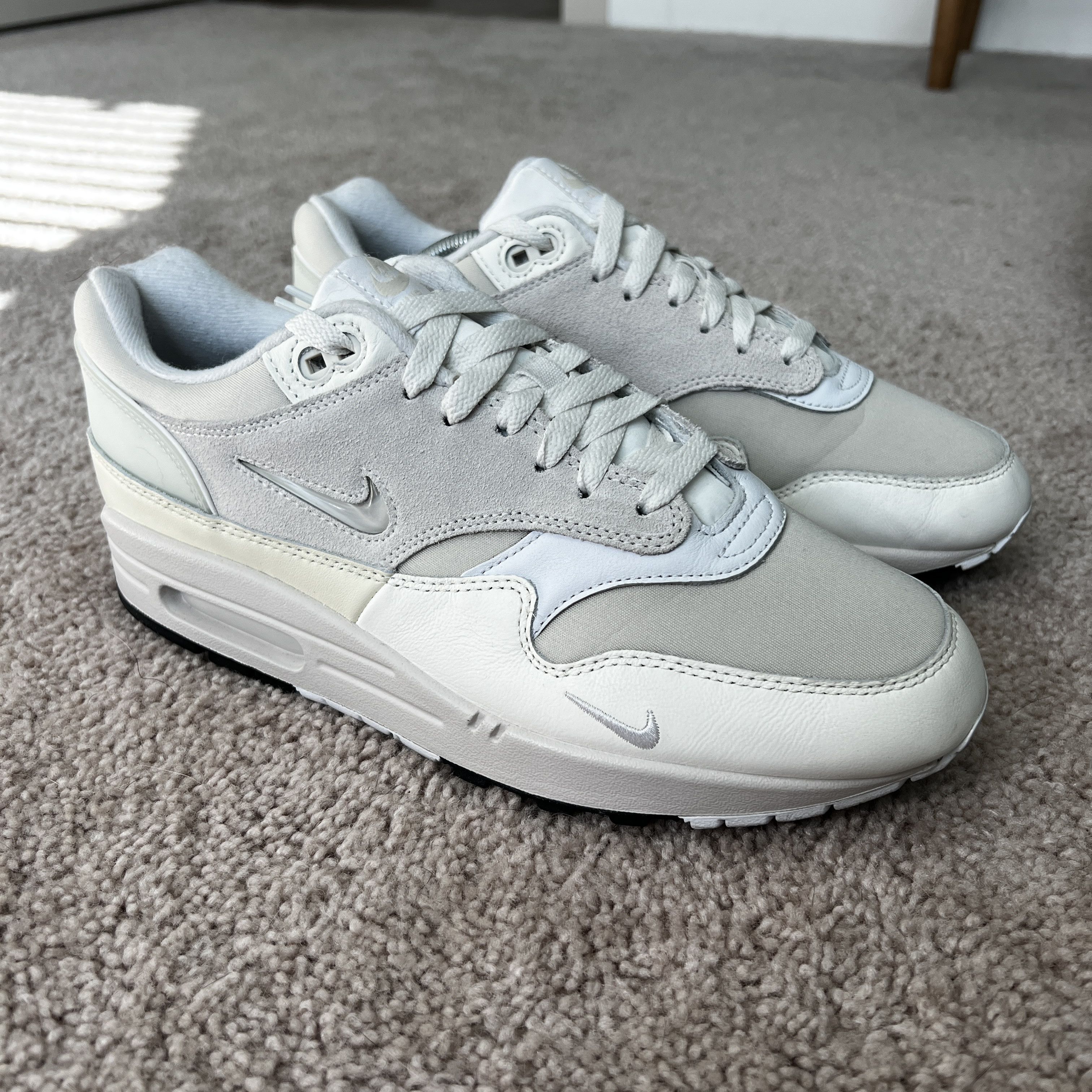 Nike Nike Air Max 1 Premium Hangul Day Size US 10 / EU 43 - 1 Thumbnail