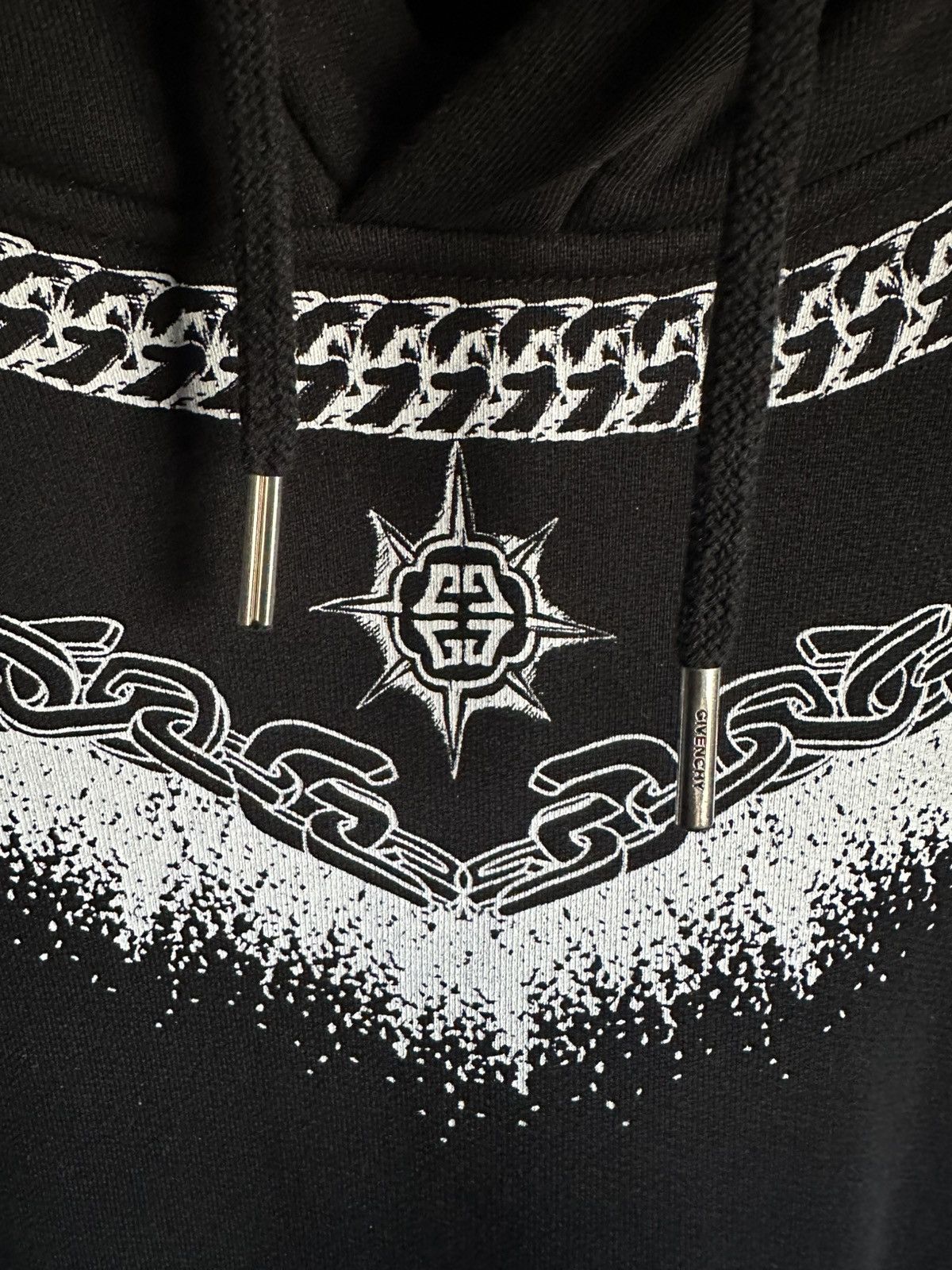 Givenchy Givenchy Tattoo Cross and Roses Hoodie Size US L / EU 52-54 / 3 - 2 Thumbnail