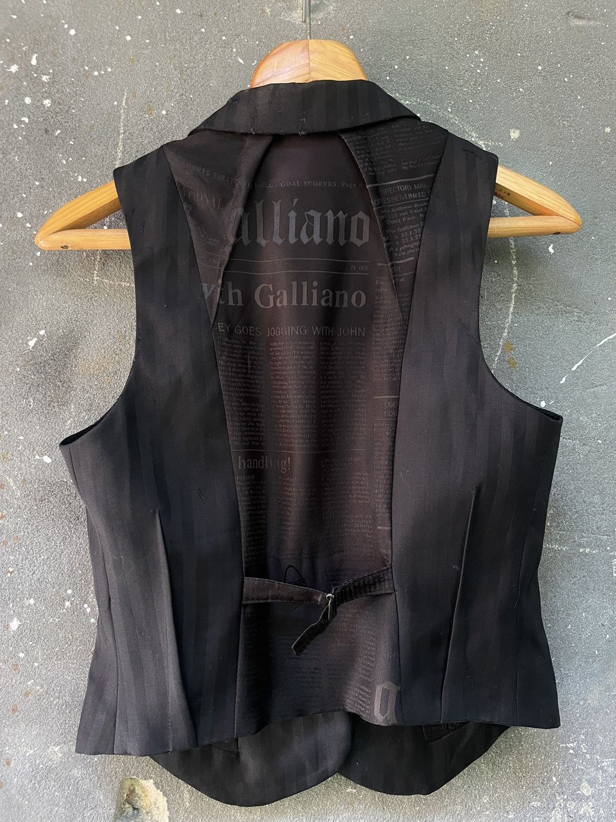 John Galliano Vintage Galliano by John Galliano Seditionaries Vest Wool Size XS / US 0-2 / IT 36-38 - 3 Thumbnail