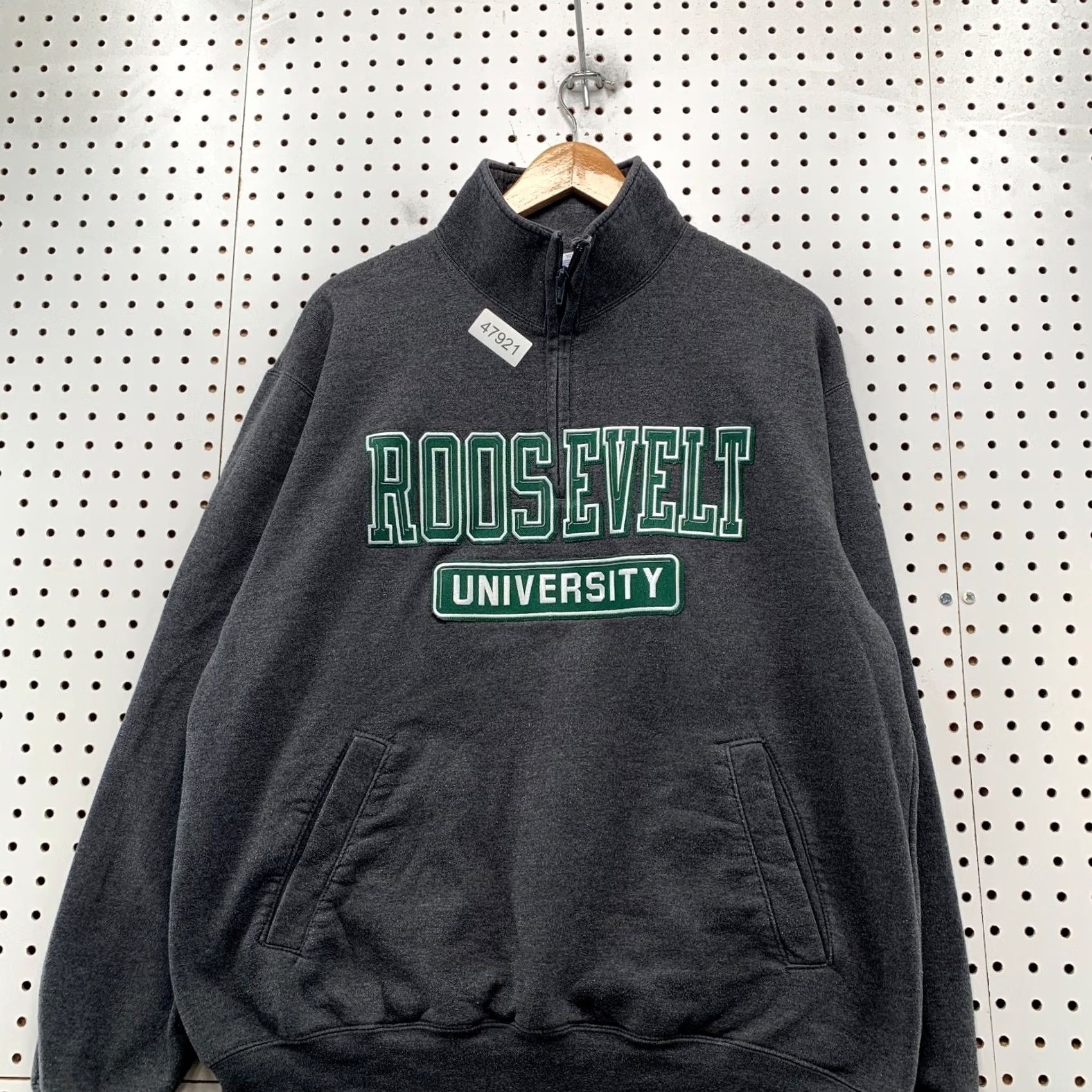 Champion Nike Roosevelt University Sweatshirt Mens L Gray Embroidered 1/4 Zip Pullover Crew Neck Cotton Fleece University Theme Mens Size US L / EU 52-54 / 3 - 4 Thumbnail