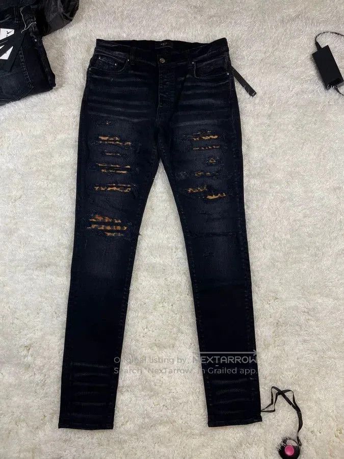 Amiri amiri leopard thrasher jean in size 34. Size US 34 / EU 50 - 1 Thumbnail
