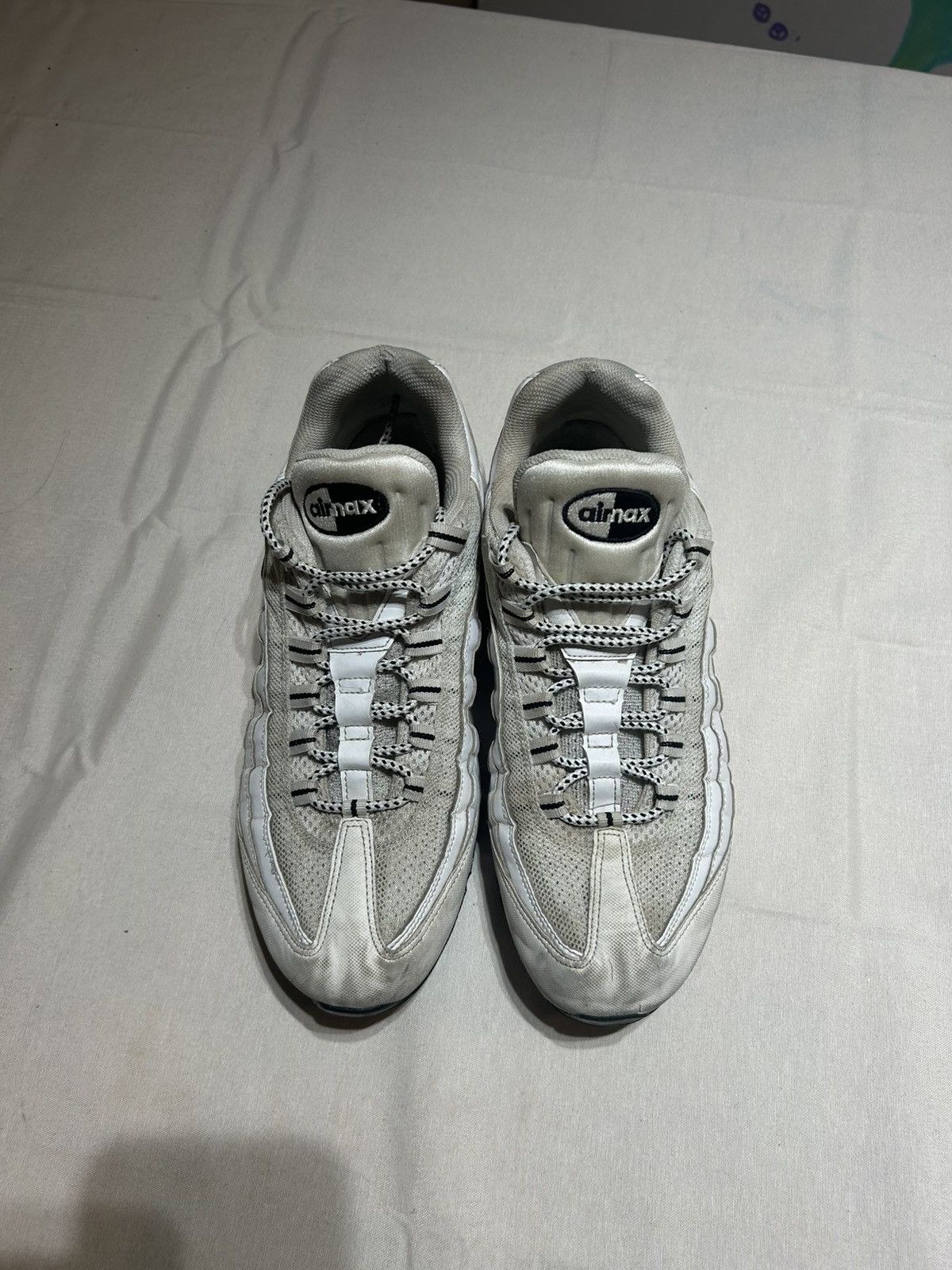 Nike Triple White AirMax 95’s Size US 11 / EU 44 - 4 Thumbnail