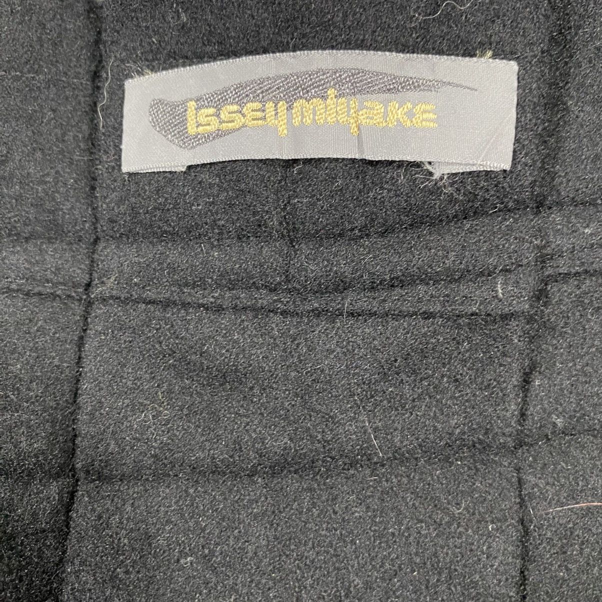 Homme Plisse Issey Miyake × Issey Miyake × Pleats Please Issey Miyake Vintage 80s Issey Miyake Wrap Belted Asymmetry Skirt Size 9 Size 26" / US 2 / IT 38 - 5 Thumbnail