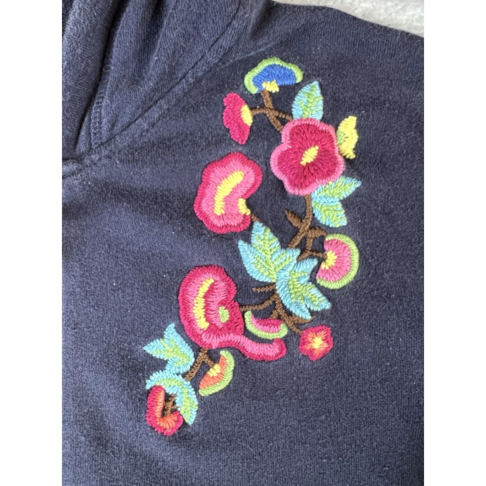 Oleg Cassini Oleg Cassini Sweatshirt Women’s L Navy Full Zip Hooded Embroidered Bohemian Activewear Walking Boys? Size L / US 10 / IT 46 - 3 Thumbnail
