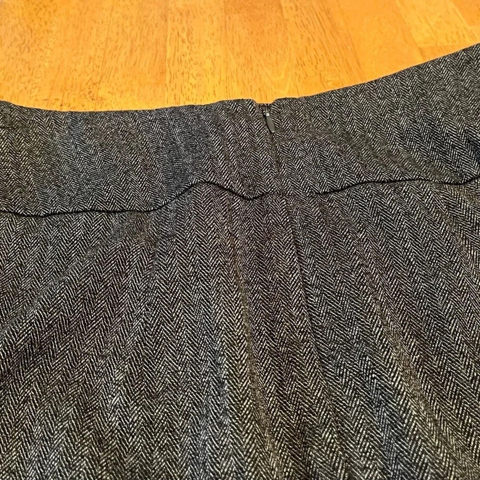 Mossimo Mossimo pencil skirt, size 4 Size 27" / US 4 / IT 40 - 4 Thumbnail