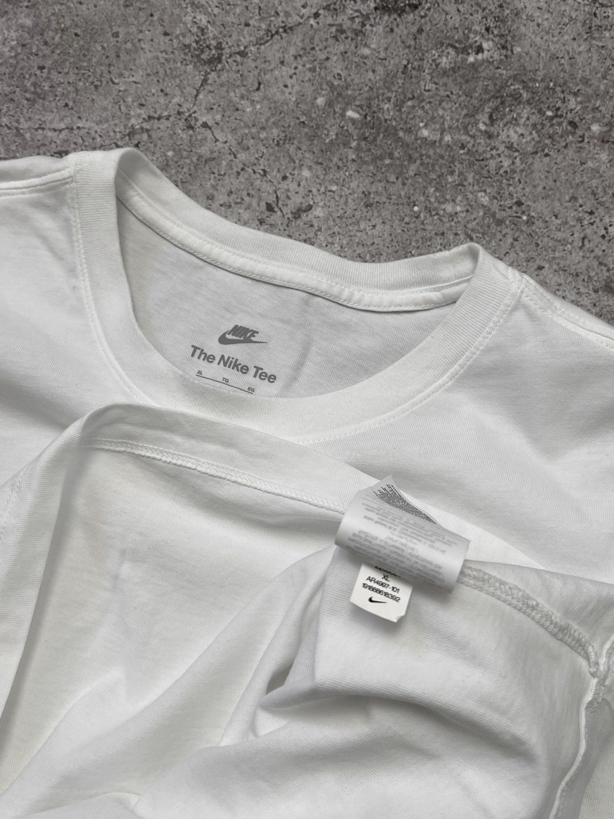 Nike Vintage Nike Logo Tee Size US XL / EU 56 / 4 - 3 Thumbnail
