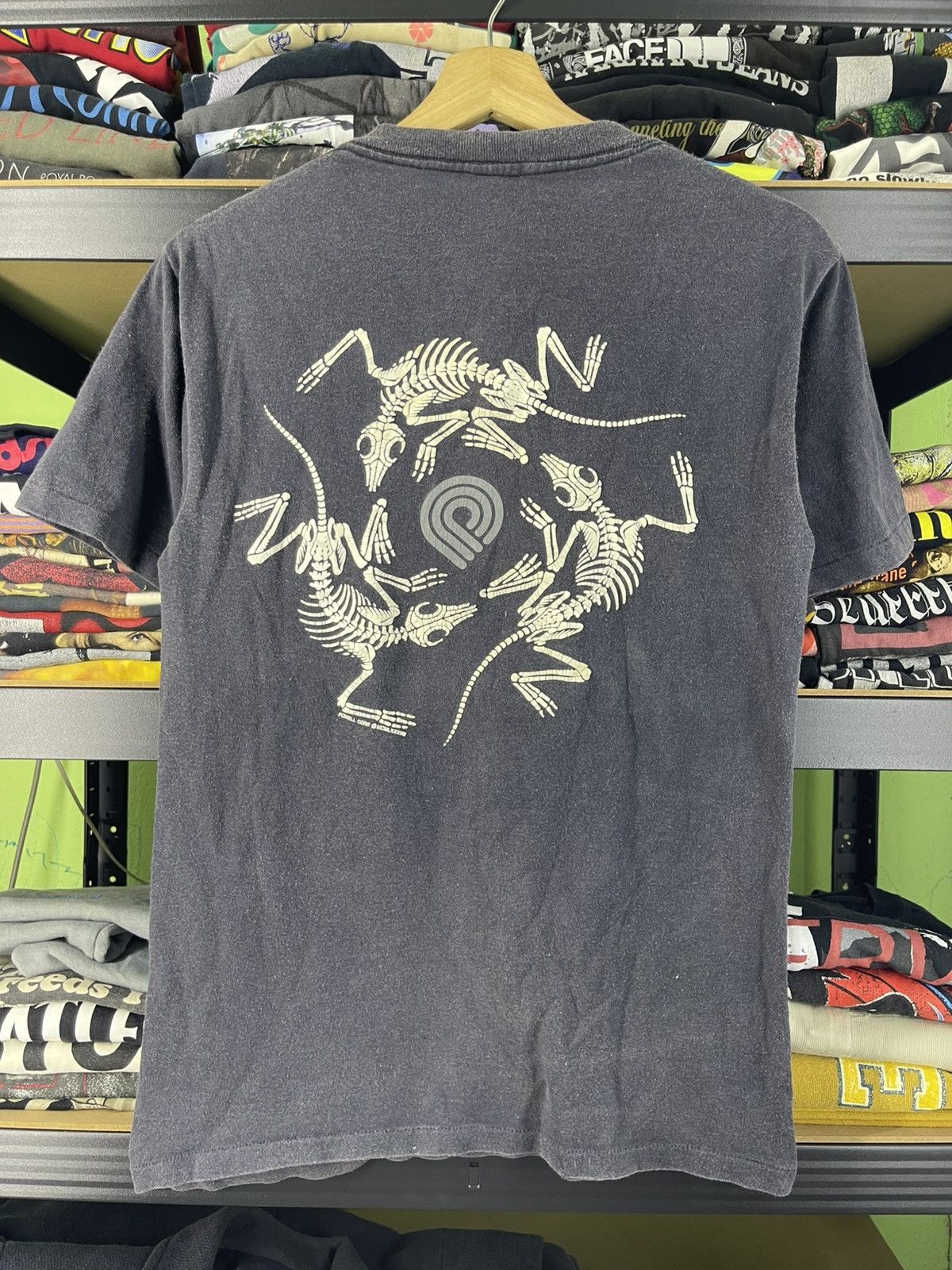 Powell Peralta Thrashed 1988 Vintage Powell Peralta Rat Bones T-Shirt Size US S / EU 44-46 / 1 - 1 Thumbnail