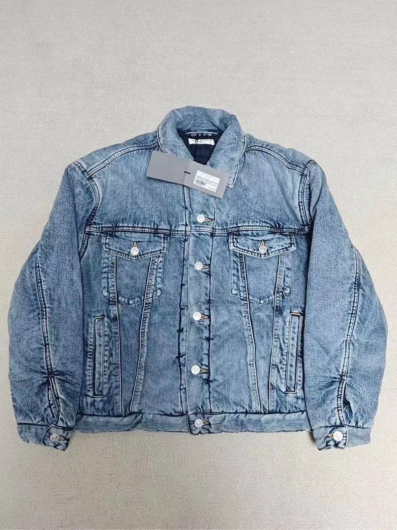 Balenciaga Balenciaga 22 FW Padded Wash Denim Cotton Jacket 2502-Nexta Size XS / US 0-2 / IT 36-38 - 1 Thumbnail