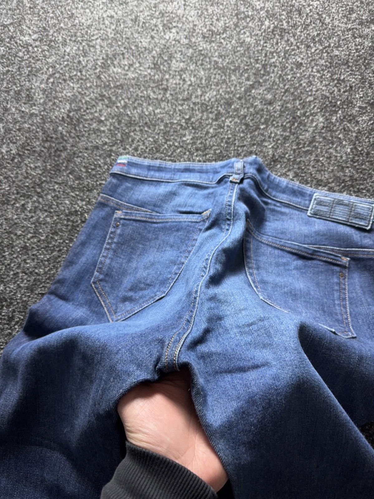 Diesel Luxury 00s Y2K Diesel Chinelle Regular Slim Tapered Jeans Size 30" / US 8 / IT 44 - 21 Thumbnail