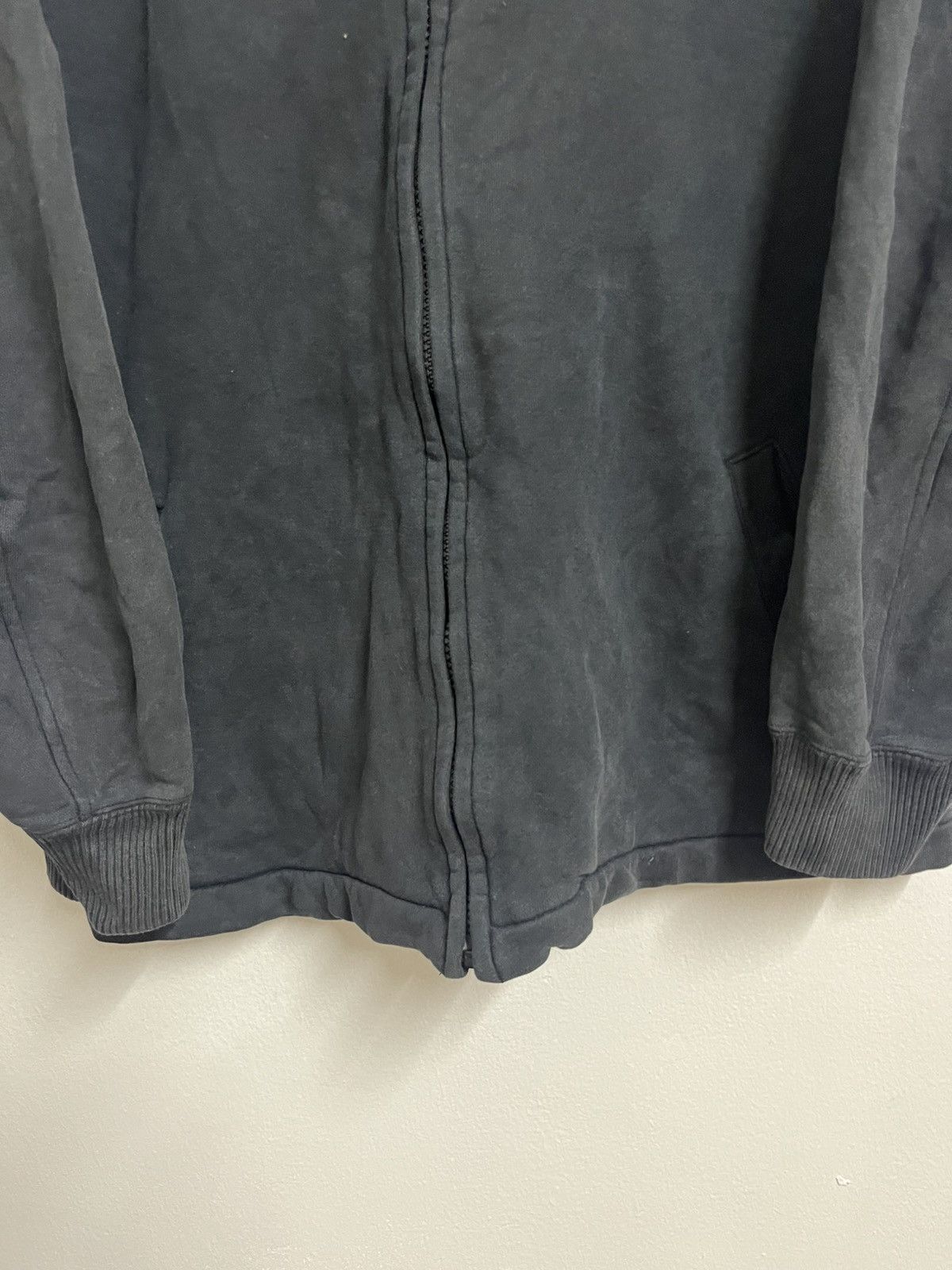 Japanese Brand 💥Vintage 90s UNIQLO Faded Black Zipper Size US L / EU 52-54 / 3 - 6 Thumbnail