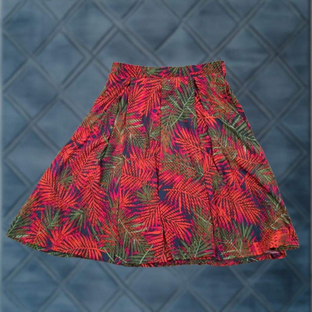 Vintage LuLaRoe Madison Floral Pleated Skirt Small Unlined Poplar Size 28" / US 6 / IT 42 - 1 Thumbnail