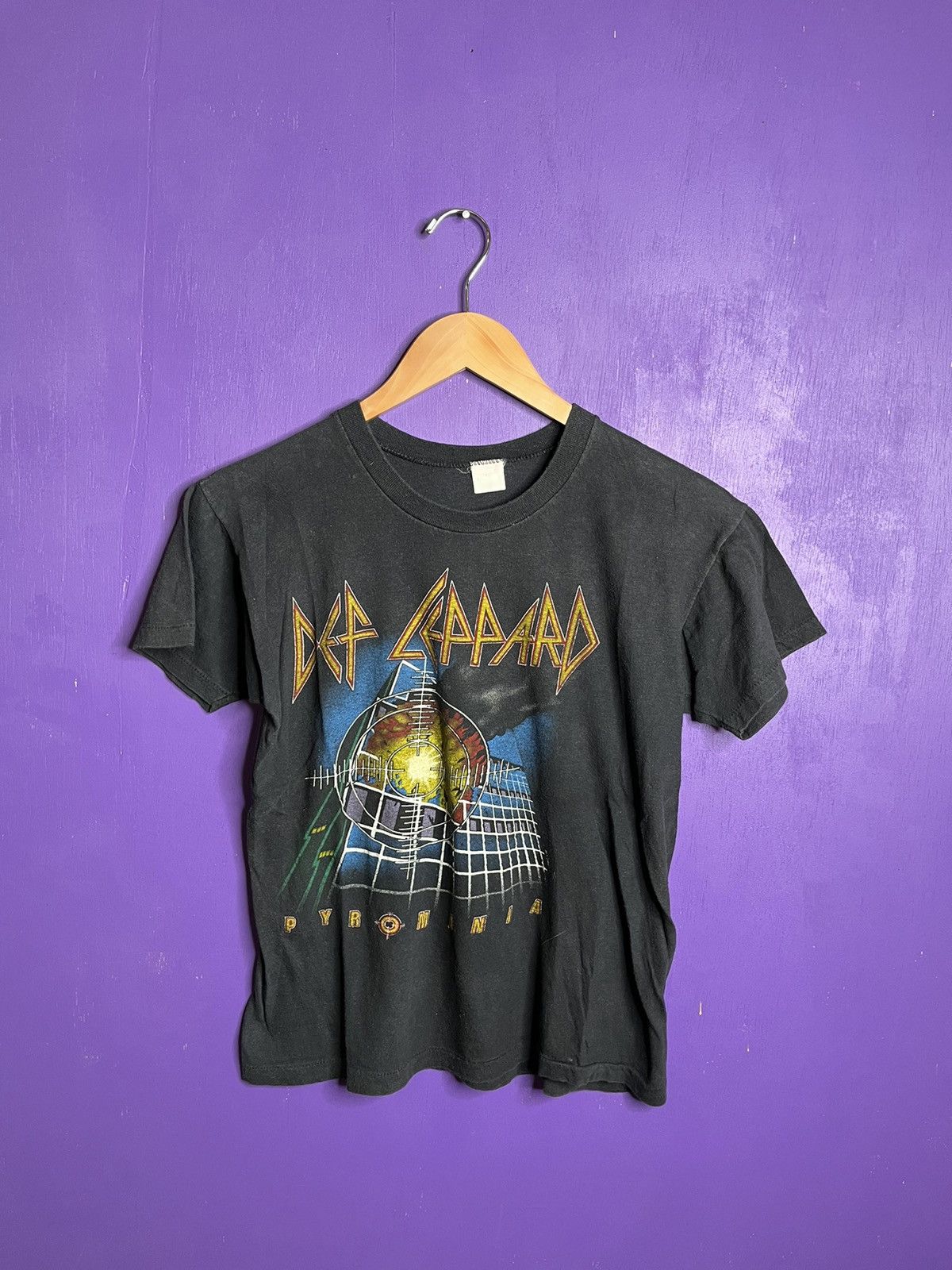 image of Band Tees x Tour Tee Vintage 80's Def Leppard Rock Till You Drop Tour T-Shirt in Black (Size Small)