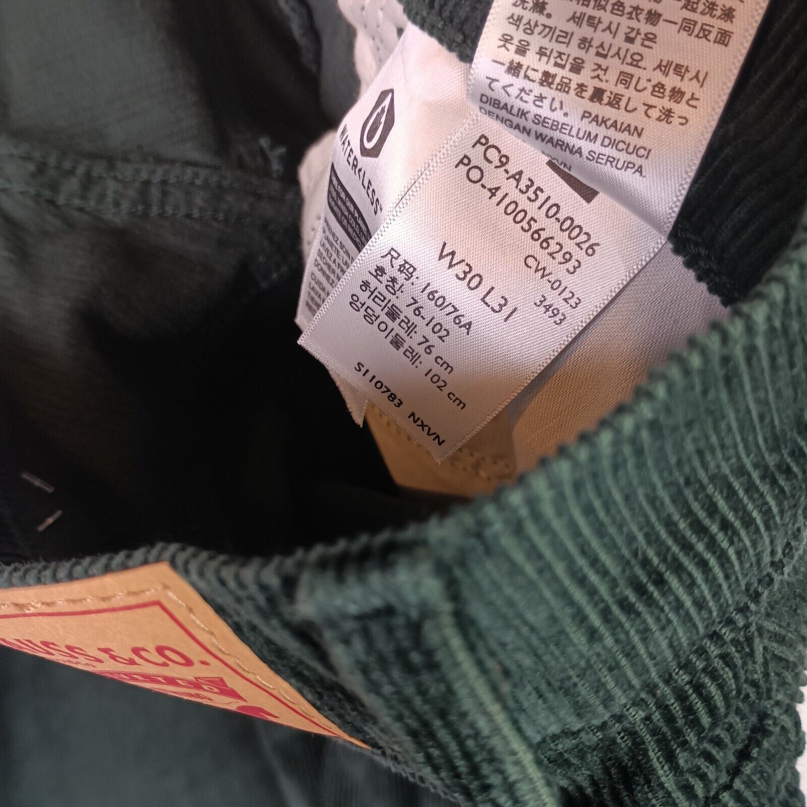 Levi's Levi's Women's 94 Baggy Green Corduroy Loose Fit Pants 30x31 Size 30" / US 8 / IT 44 - 6 Thumbnail