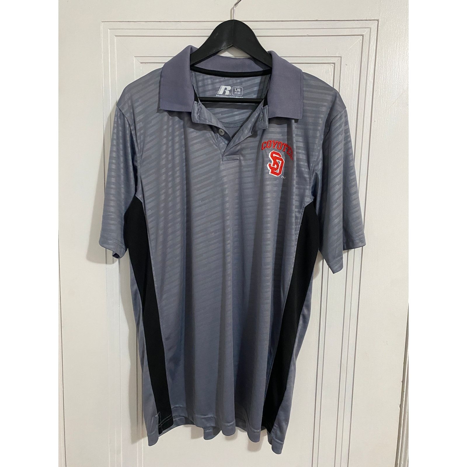 Russell Athletic University of South Dakota Coyotes Polo Shirt Men's Size L Size US L / EU 52-54 / 3 - 1 Thumbnail