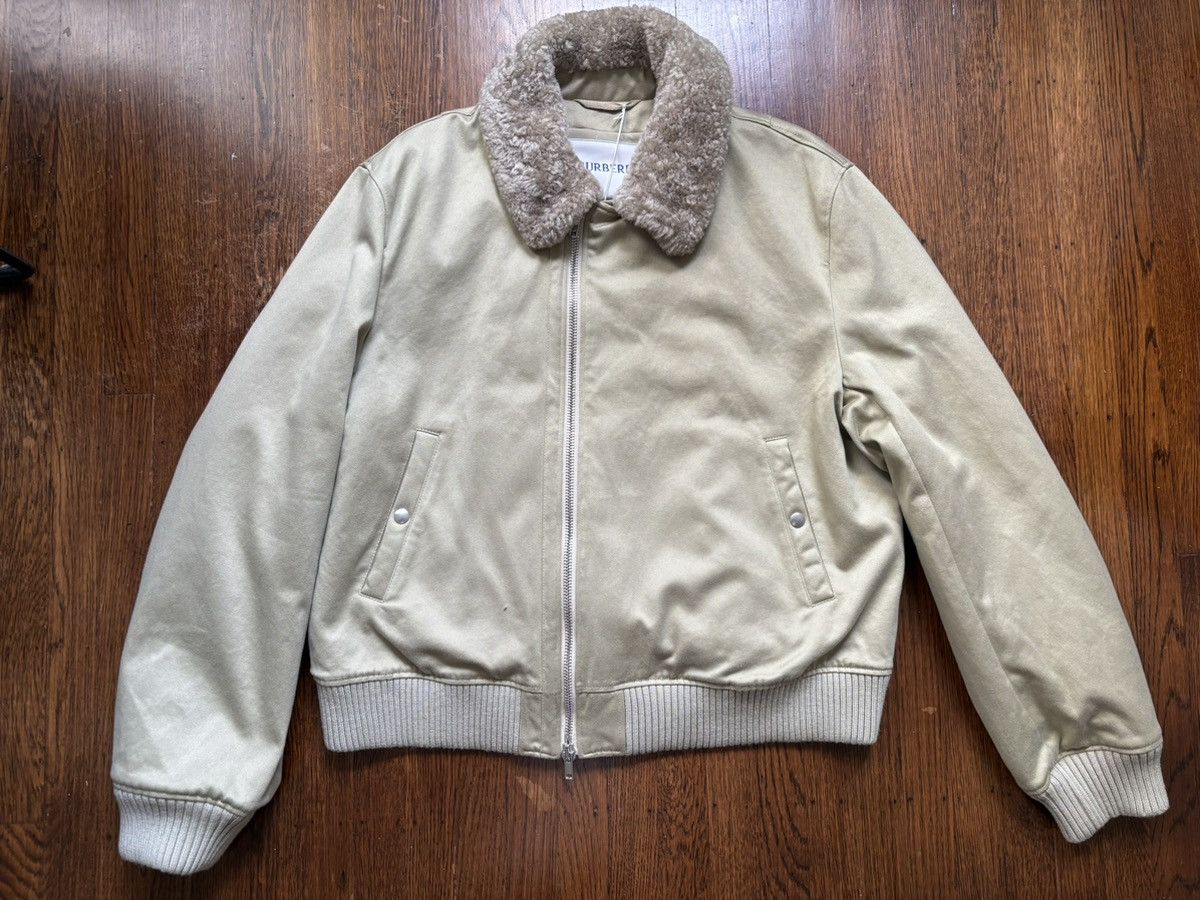 Burberry Burberry Cotton Sateen Bomber Jacket w Shearling Collar 2024 Size US XL / EU 56 / 4 - 1 Thumbnail