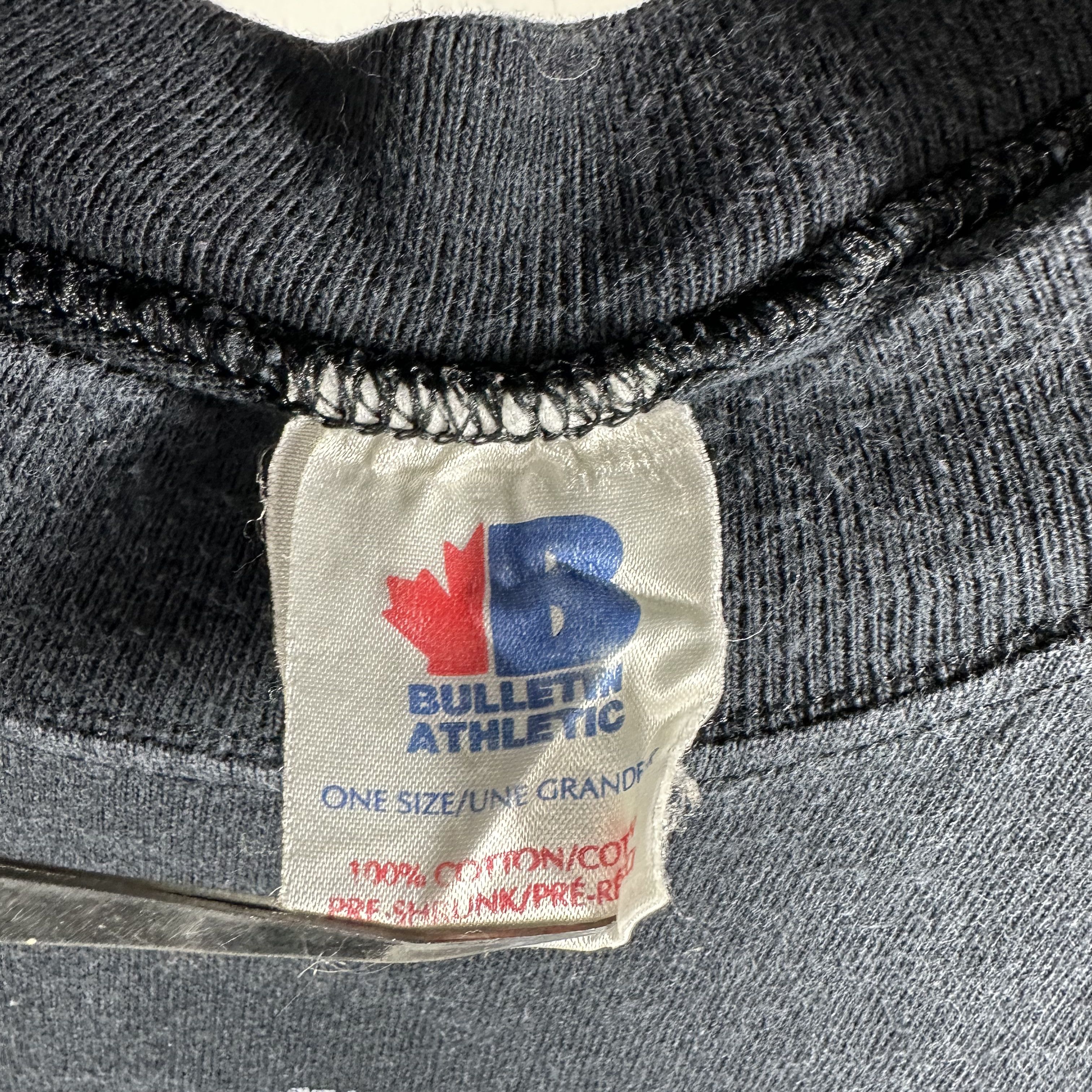 Vintage 90s Toronto Maple Leafs Bulletin Athletic NHL AOP T-Shirt Size US XL / EU 56 / 4 - 5 Thumbnail