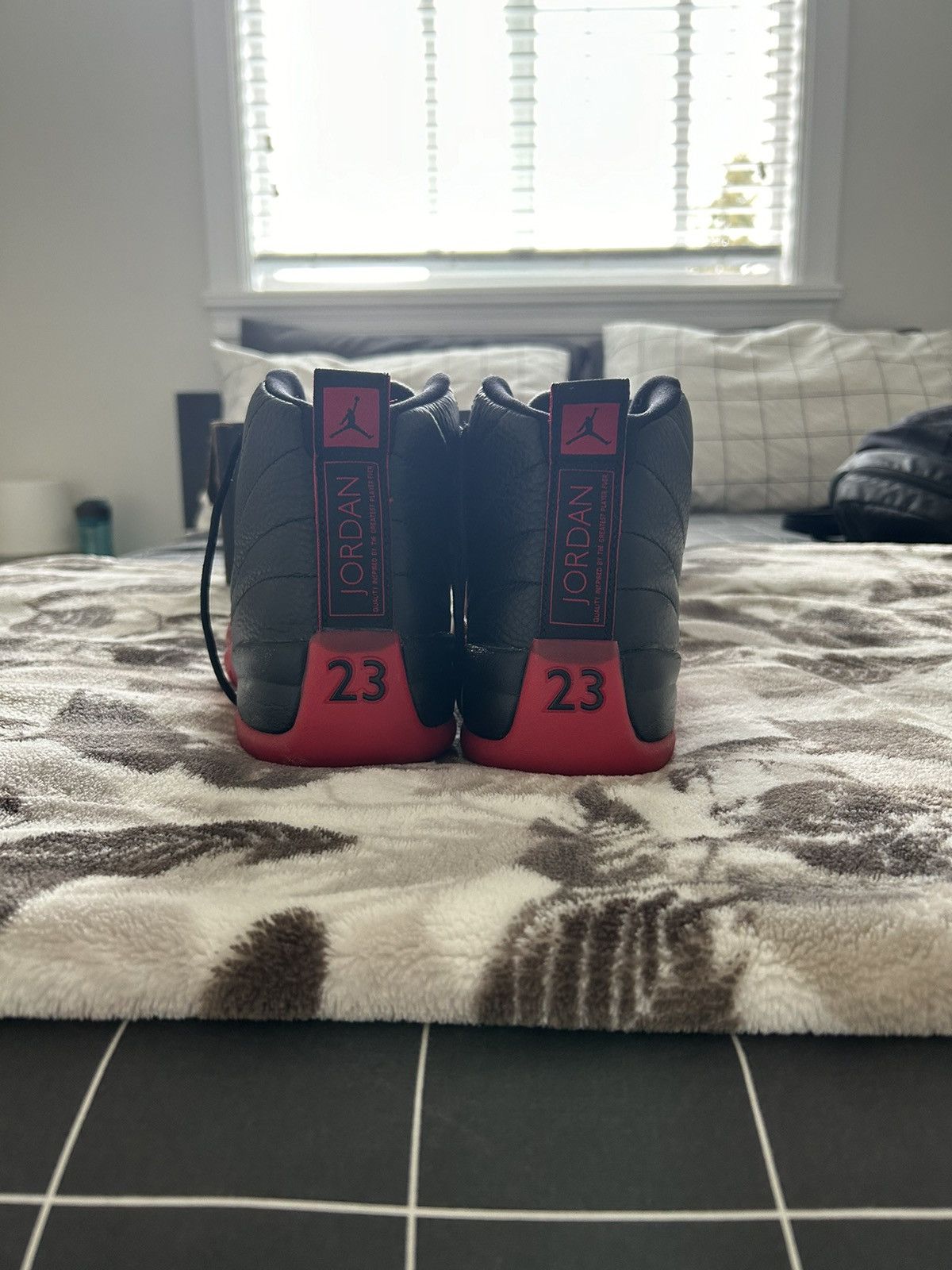 Jordan Brand Jordan 12 Flu game(2016) Size US 12 / EU 45 - 5 Thumbnail