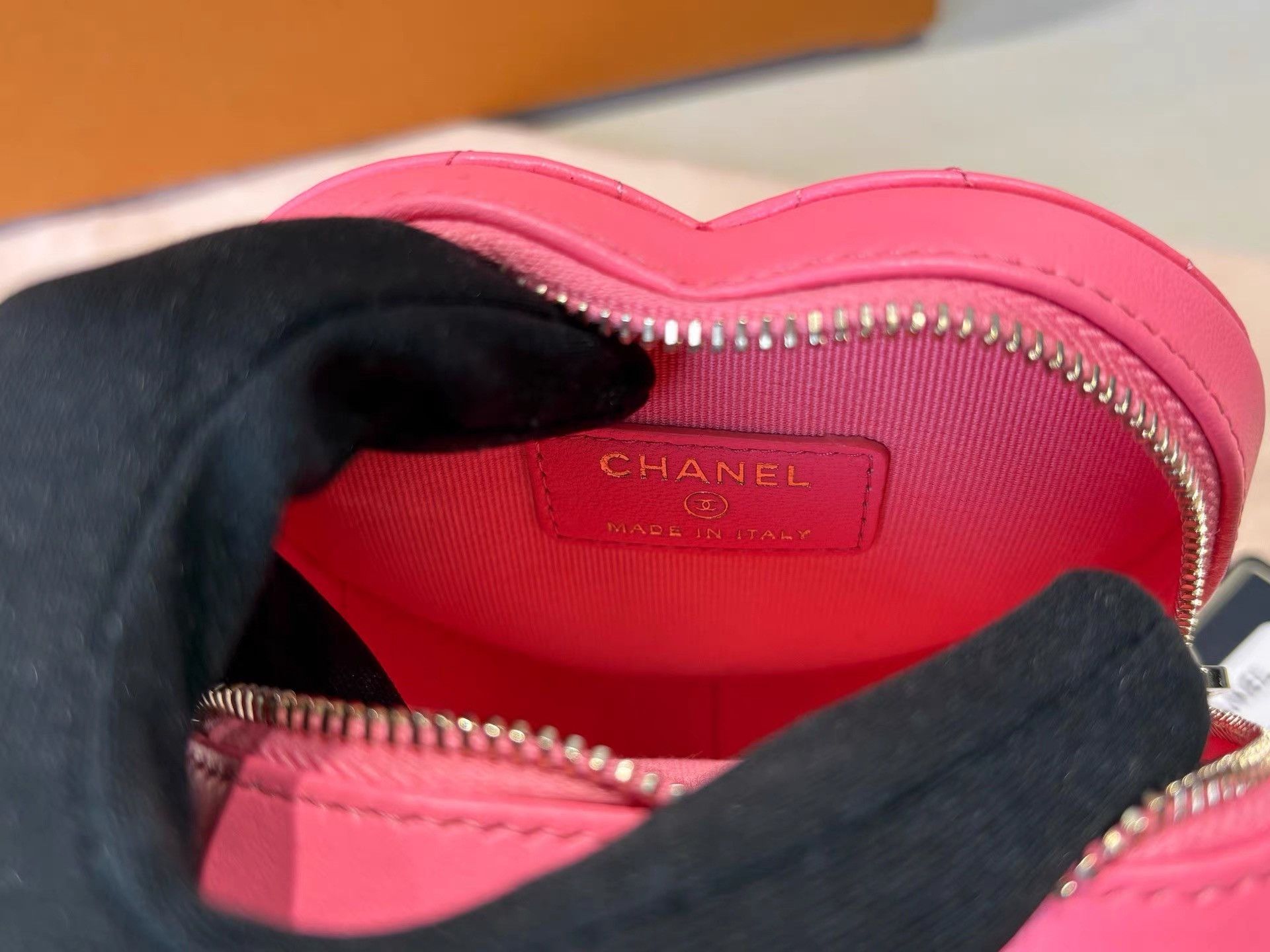 Chanel CHANEL Heart Chain Bag K36 Size ONE SIZE - 5 Thumbnail