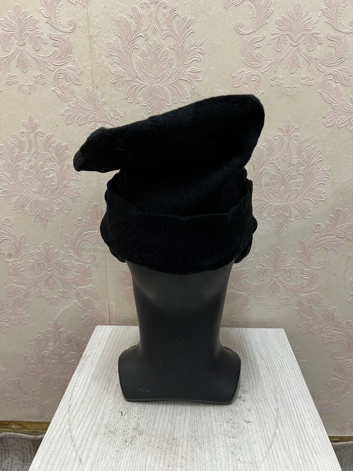Band Tees Big bang Band Music Beanie Hats Size ONE SIZE - 5 Thumbnail