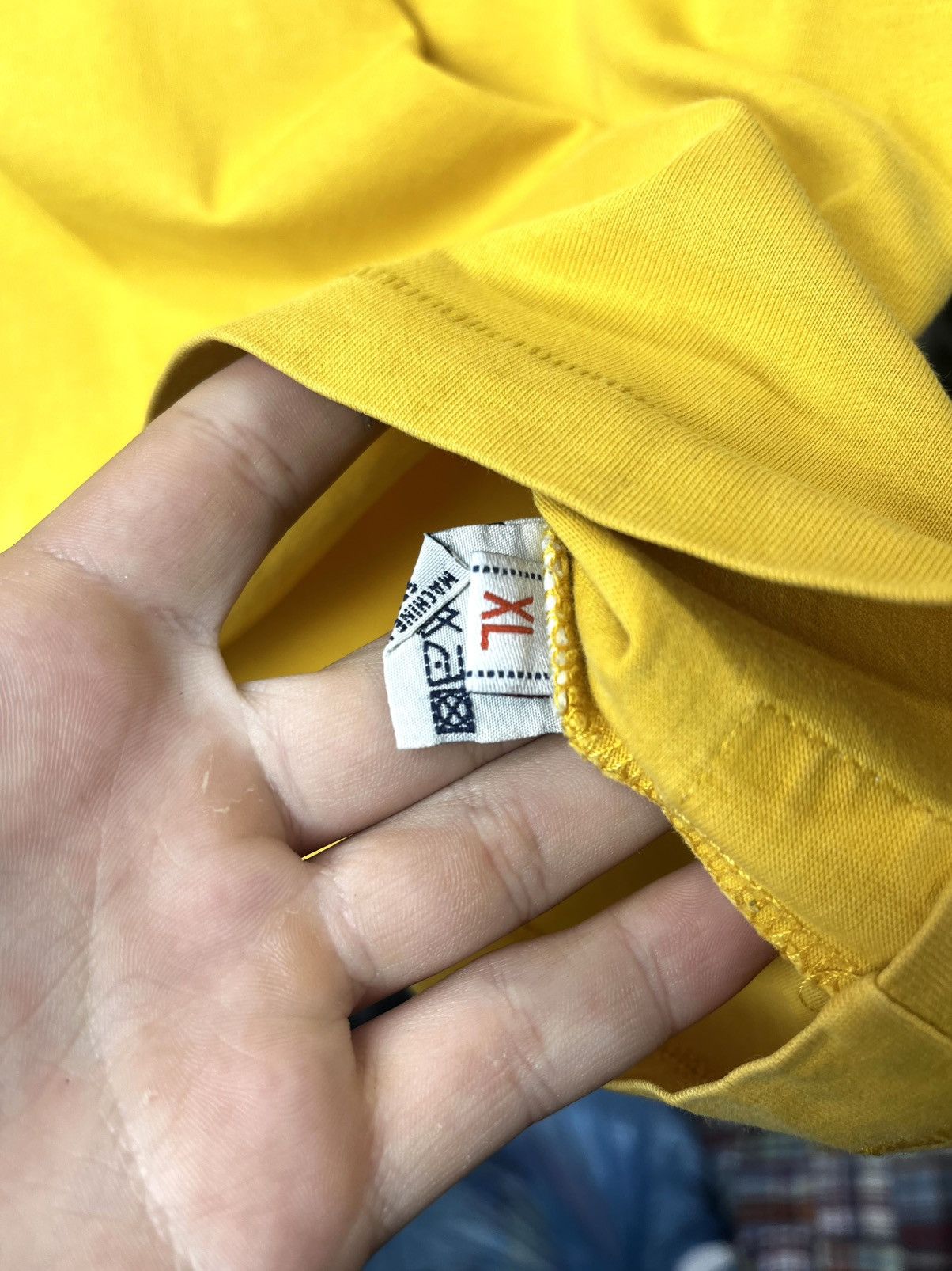 Evisu Rare Vintage Evisu Embroidered Logo Japanese T Shirt Size US XL / EU 56 / 4 - 7 Thumbnail
