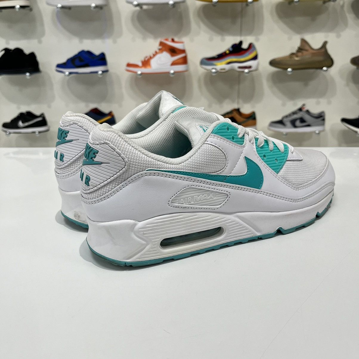 Nike Nike Air Max 90 Hyper Jade Size US 11.5 / EU 44-45 - 5 Thumbnail