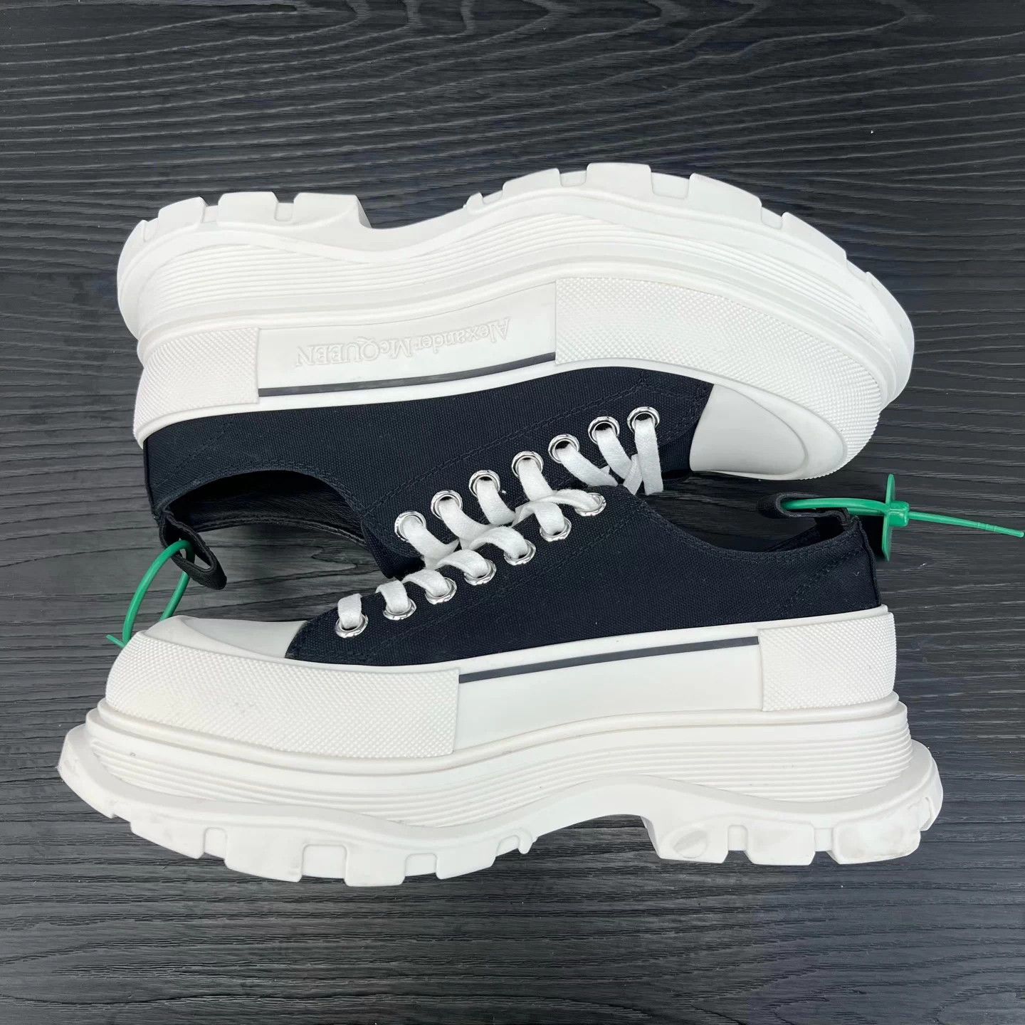 Alexander McQueen McQ Black & White Martin boots Size US 7 / EU 40 - 3 Thumbnail
